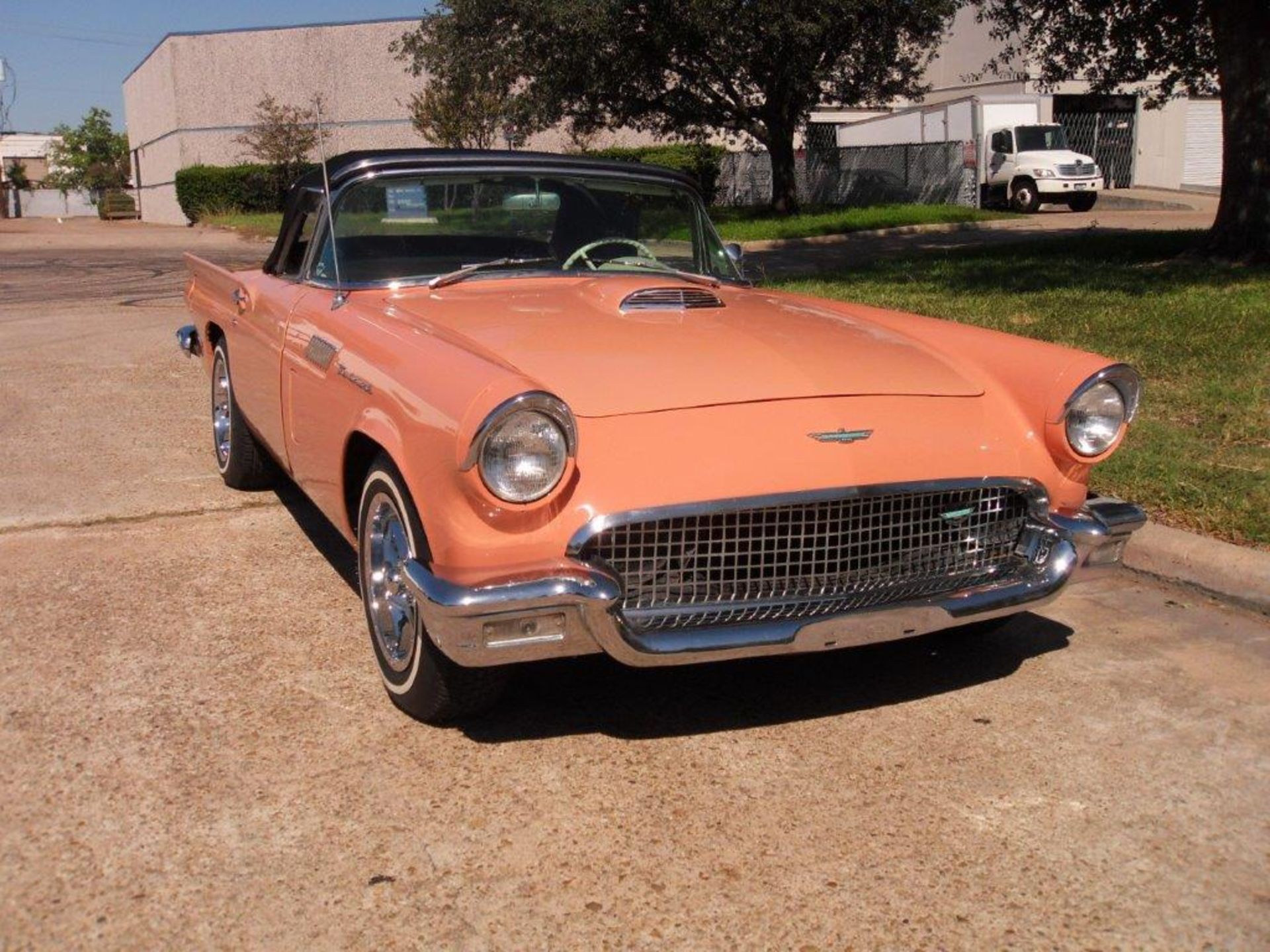 1957 Ford Thunderbird Convertible - Image 5 of 42