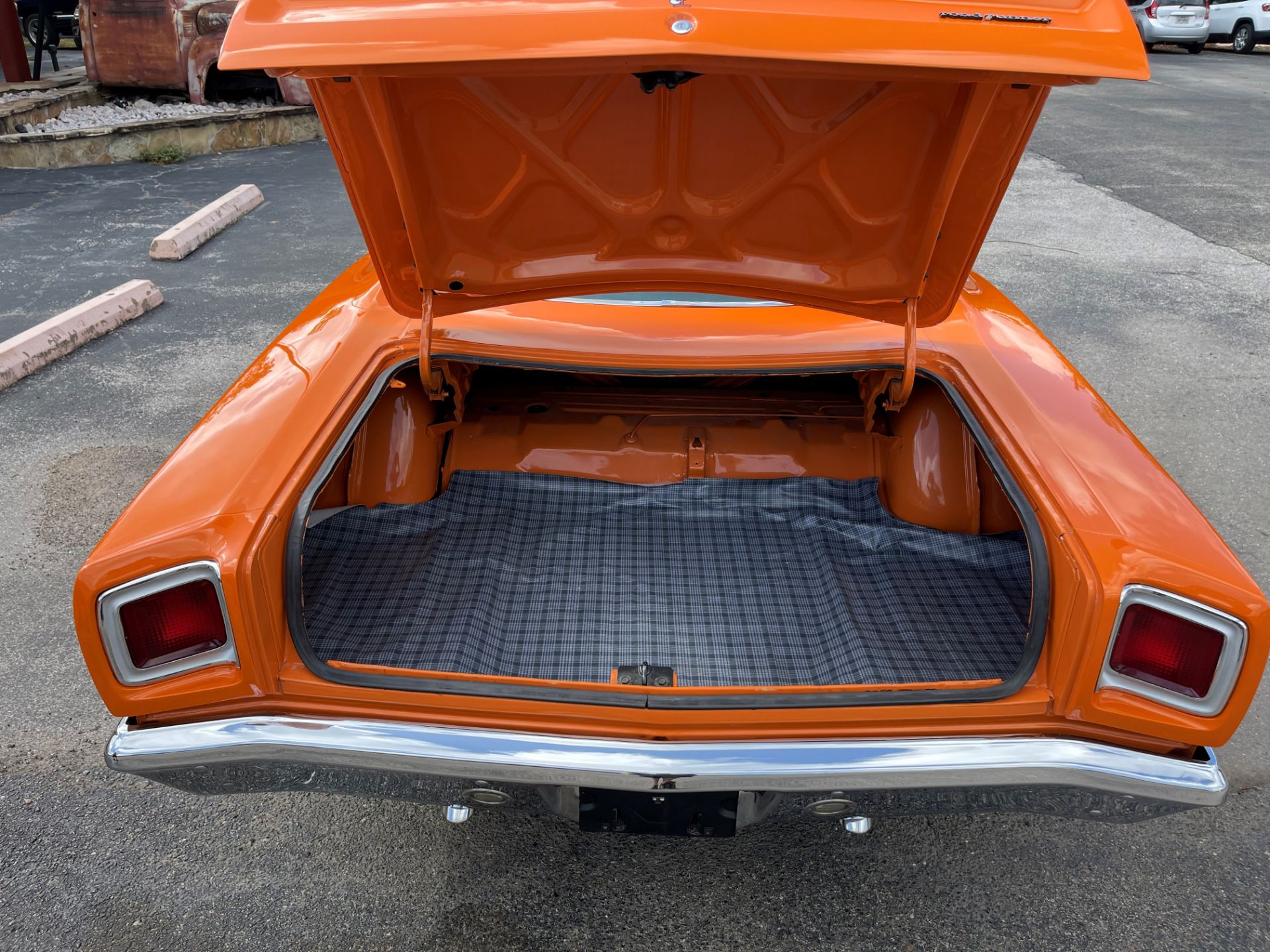 1969 Plymouth Belvedere Road Runner 2-Door Hardtop - Image 24 of 28