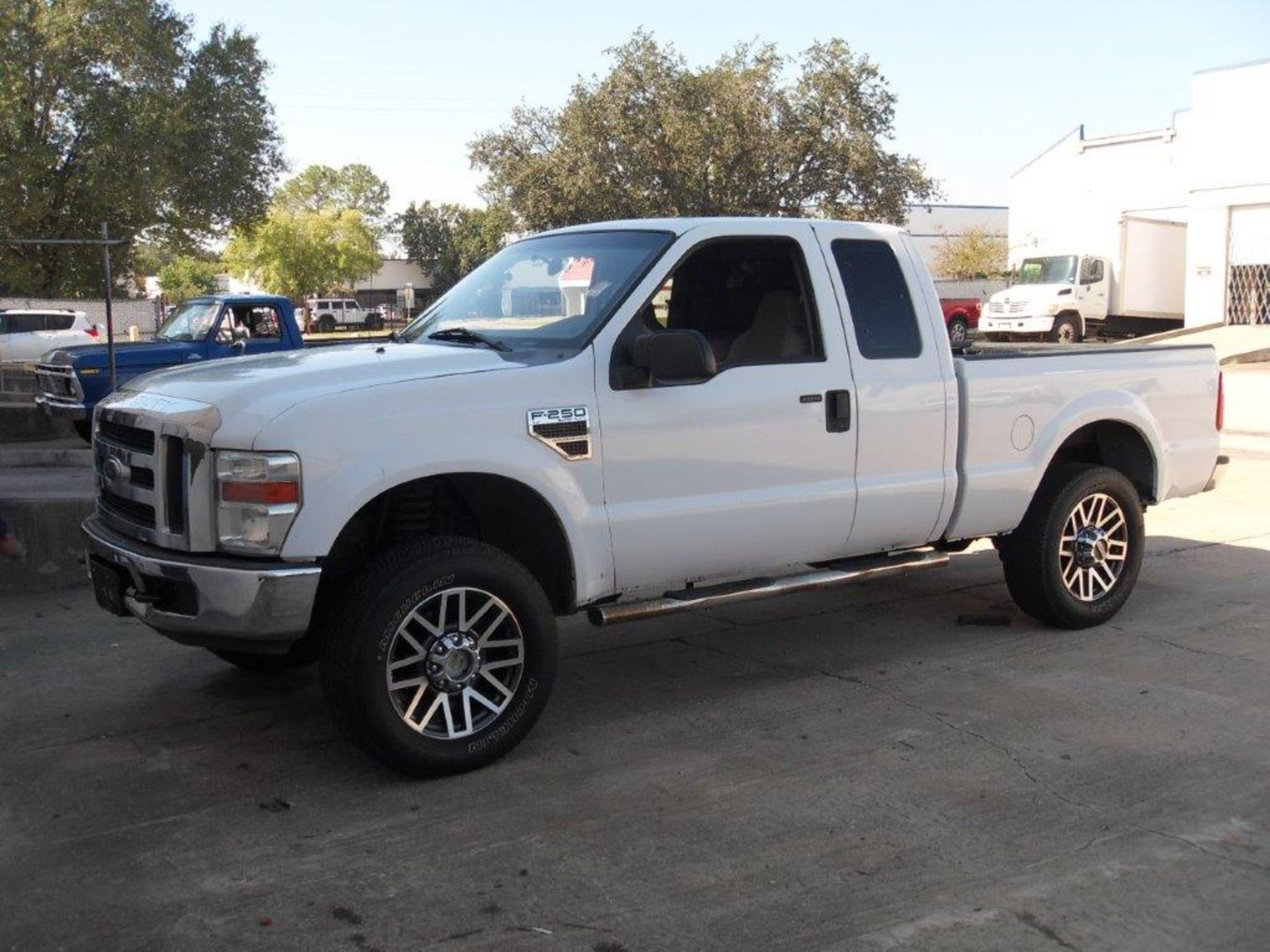 2008 Ford F250 XLT Super Duty Extended Cab Short Bed Pickup - Image 3 of 37