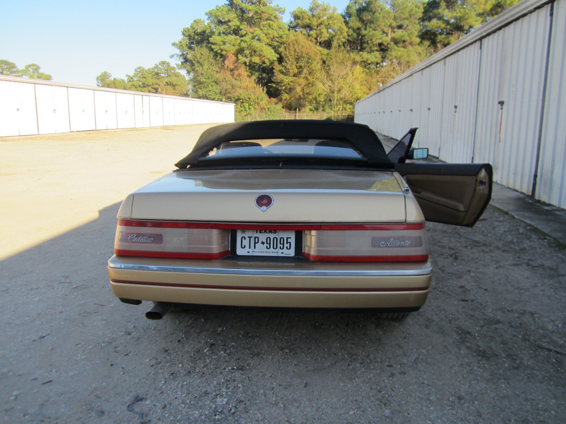 1987 Cadillac Allante Convertible - Image 8 of 21