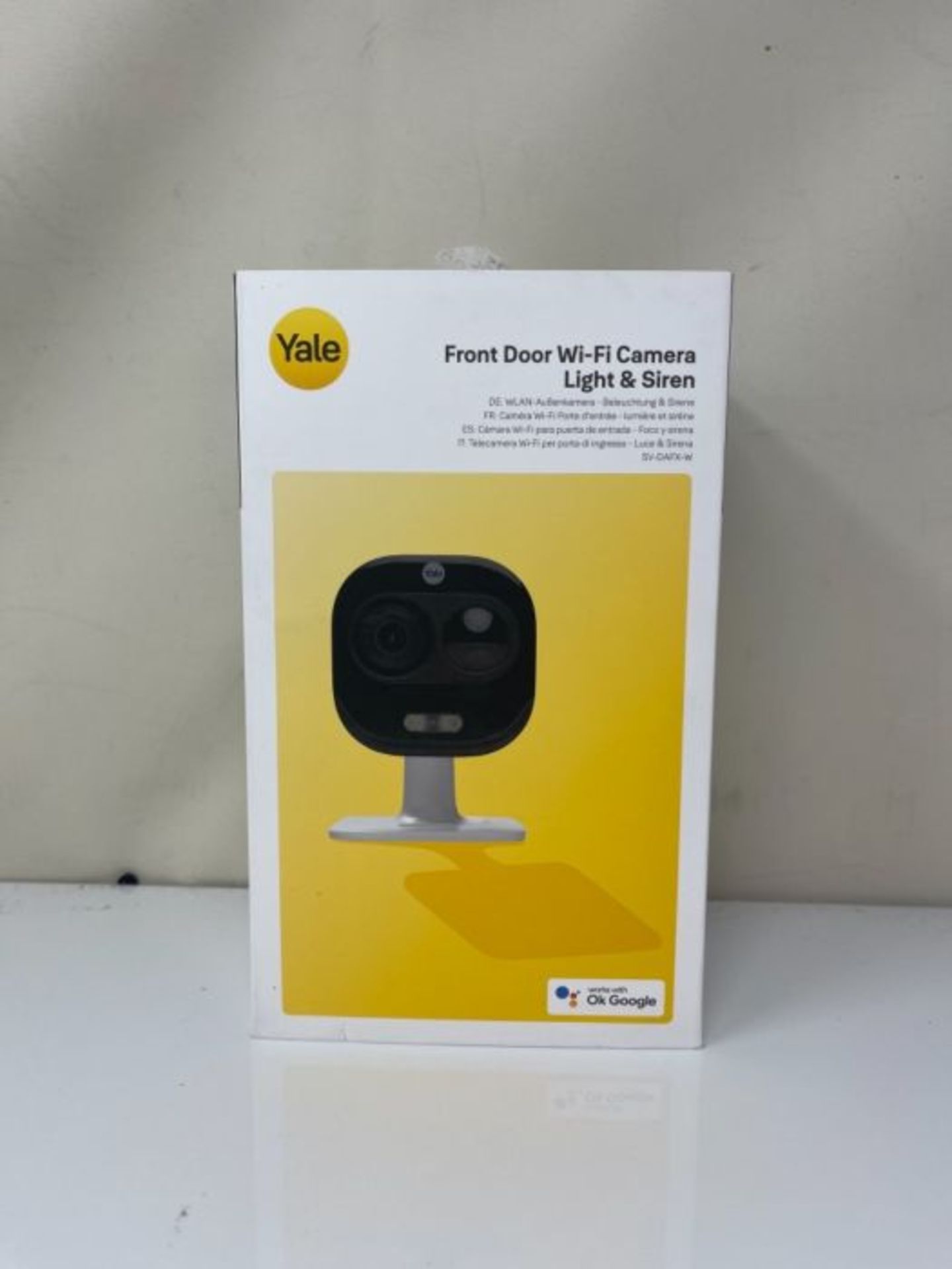 RRP £88.00 Yale SV-DAFX-W - All-in-One Indoor and Outdoor Camera 1080p - Detect, View, Light up, - Image 2 of 3