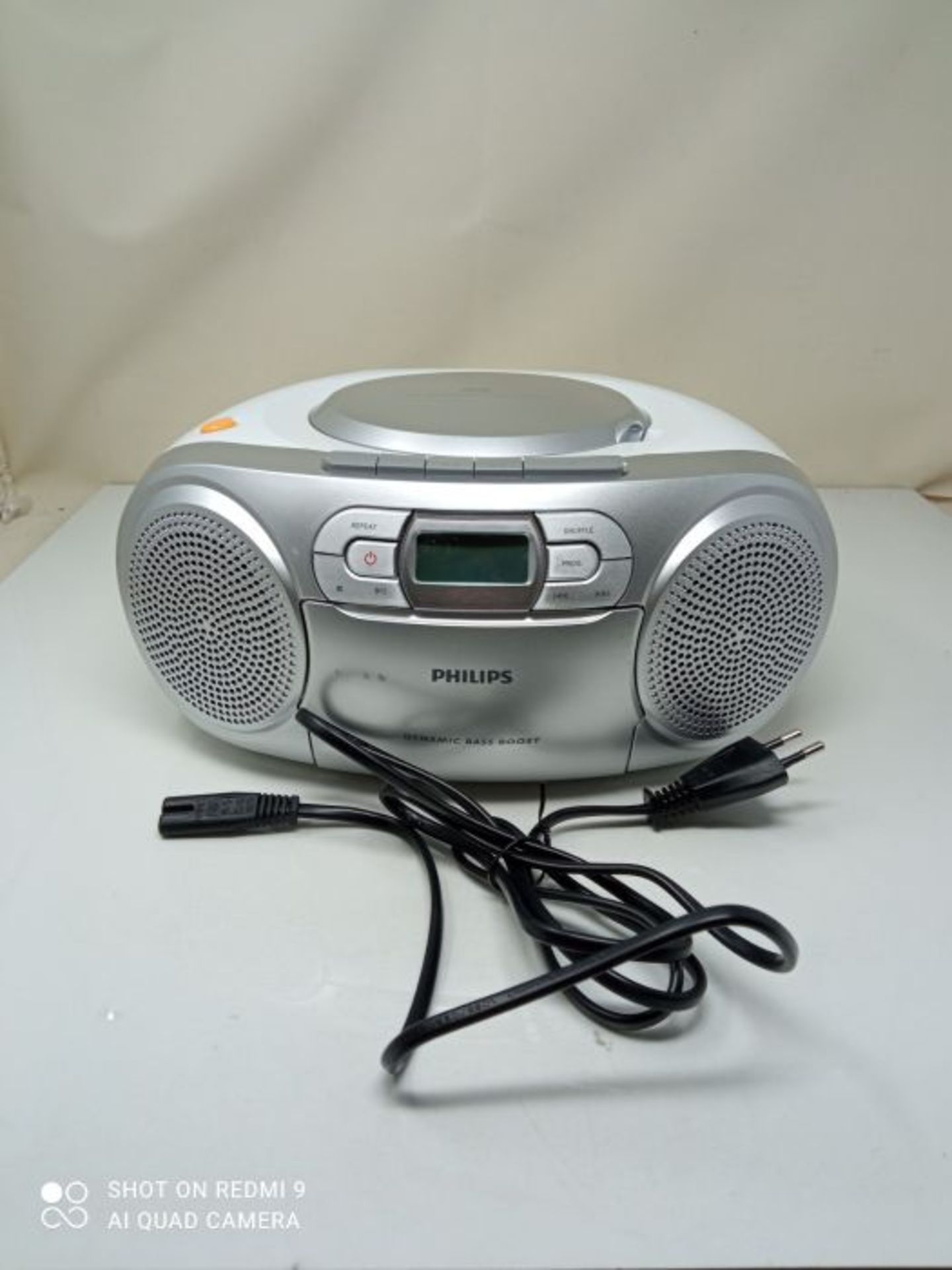 RRP £51.00 Philips AZ127/12 Portable Stereo (CD Player,) - Image 3 of 3