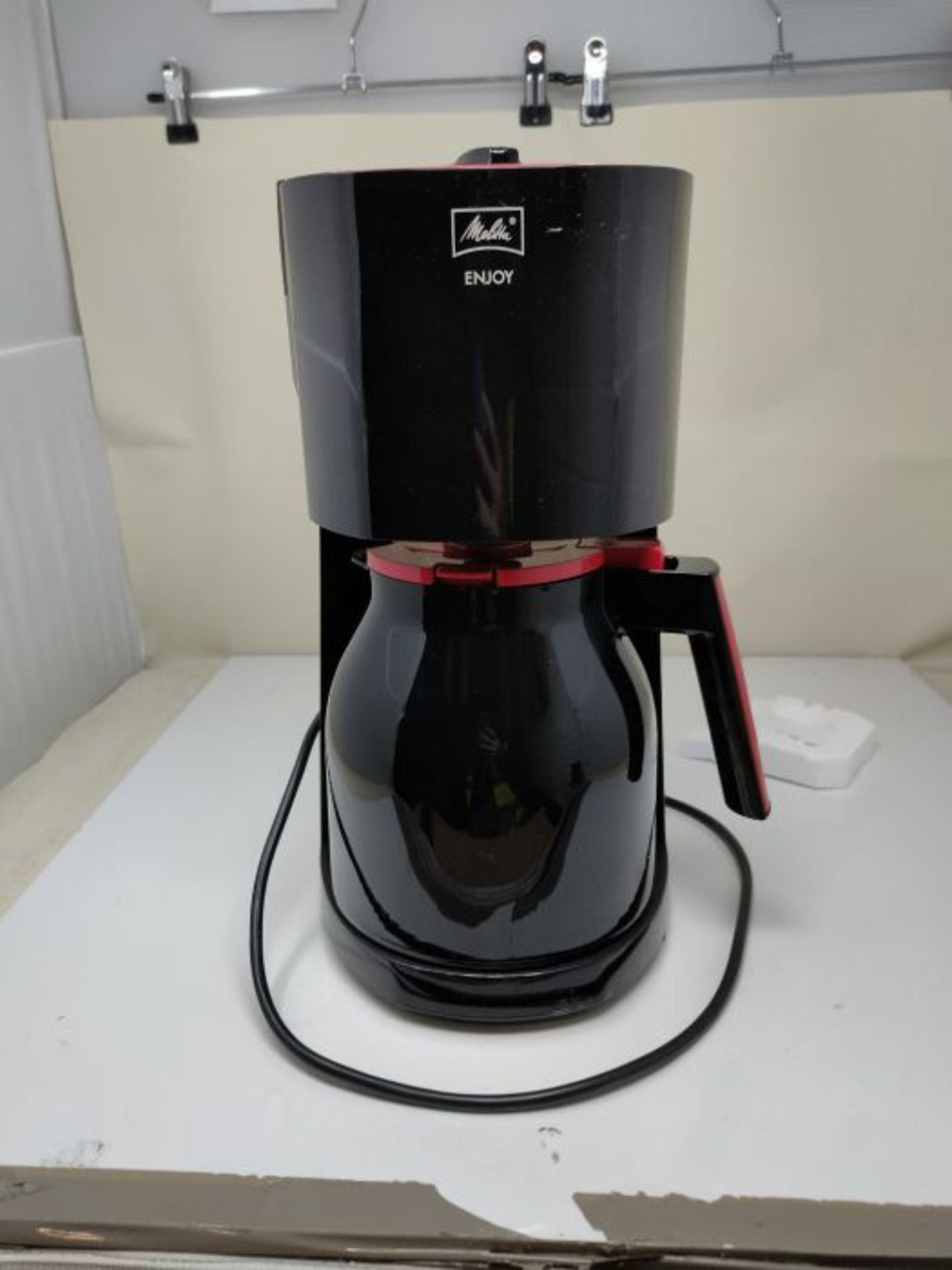 Melitta 1017-10, Filter Coffee Maker with Isothermal Jug, Aroma Selector, Black/Red - Image 3 of 3