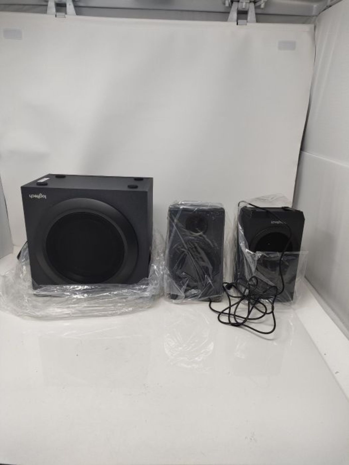 RRP £62.00 Logitech Z333 2.1 Lautsprecher-System mit Subwoofer, Satter Bass, 80 Watt Spitzenleist - Image 3 of 3