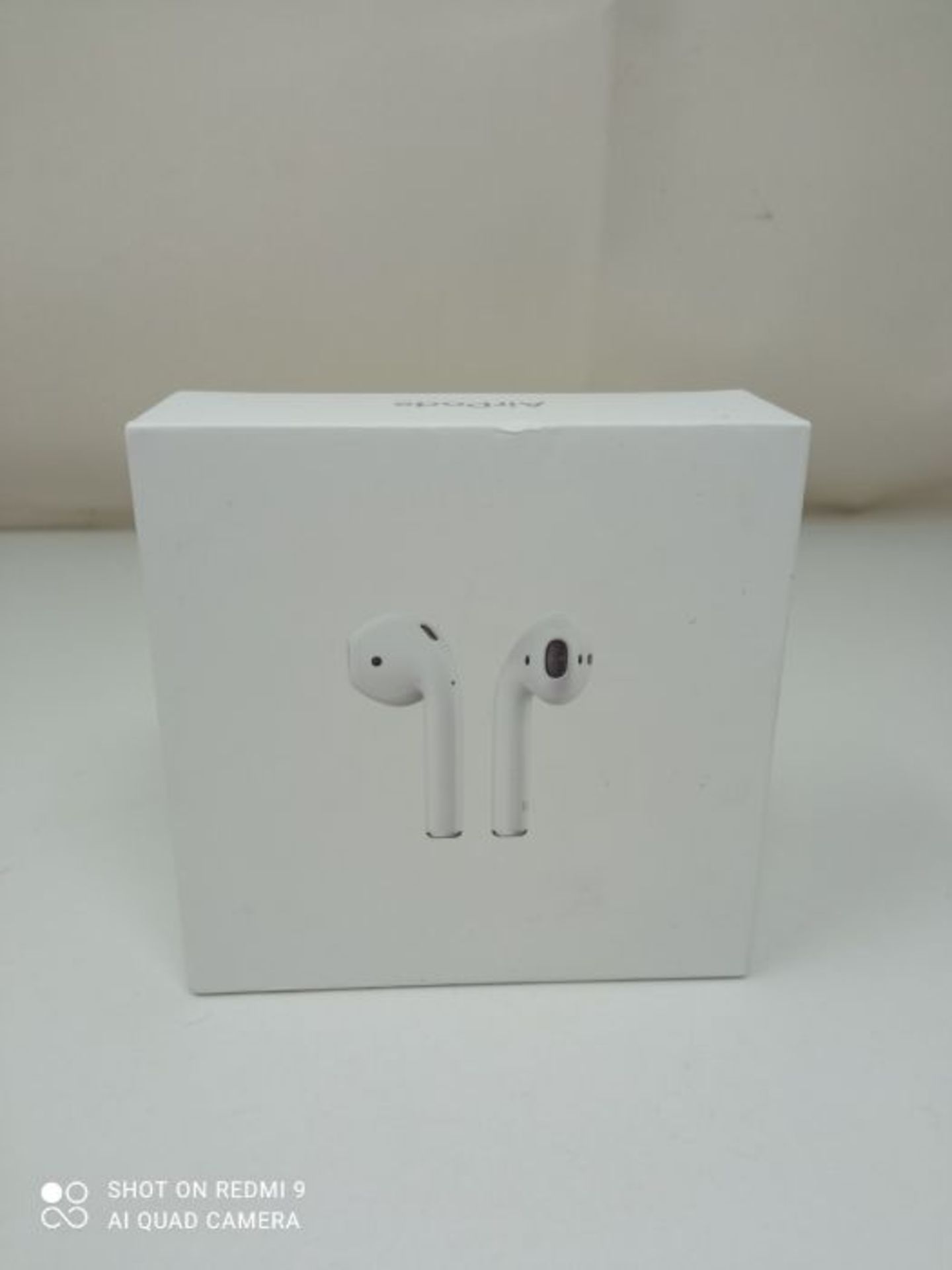 RRP £159.00 Apple AirPods with Charging Case (Wired) - Image 2 of 3