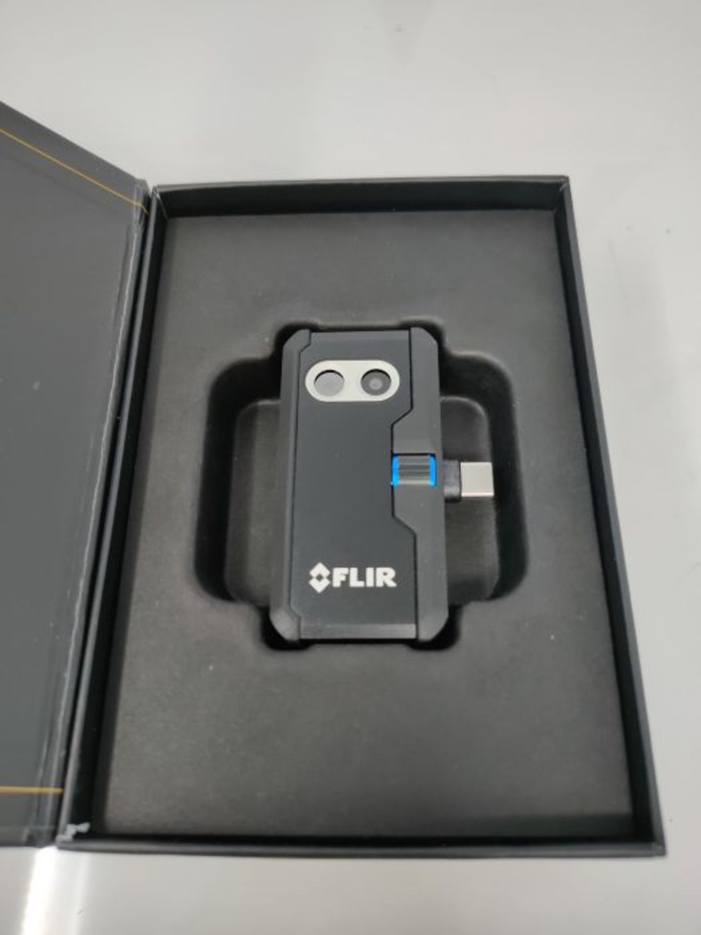 RRP £433.00 FLIR ONE PRO Android USB-C | Thermal Imaging Camera for Android, 160 x 120 Thermal Res - Image 3 of 3