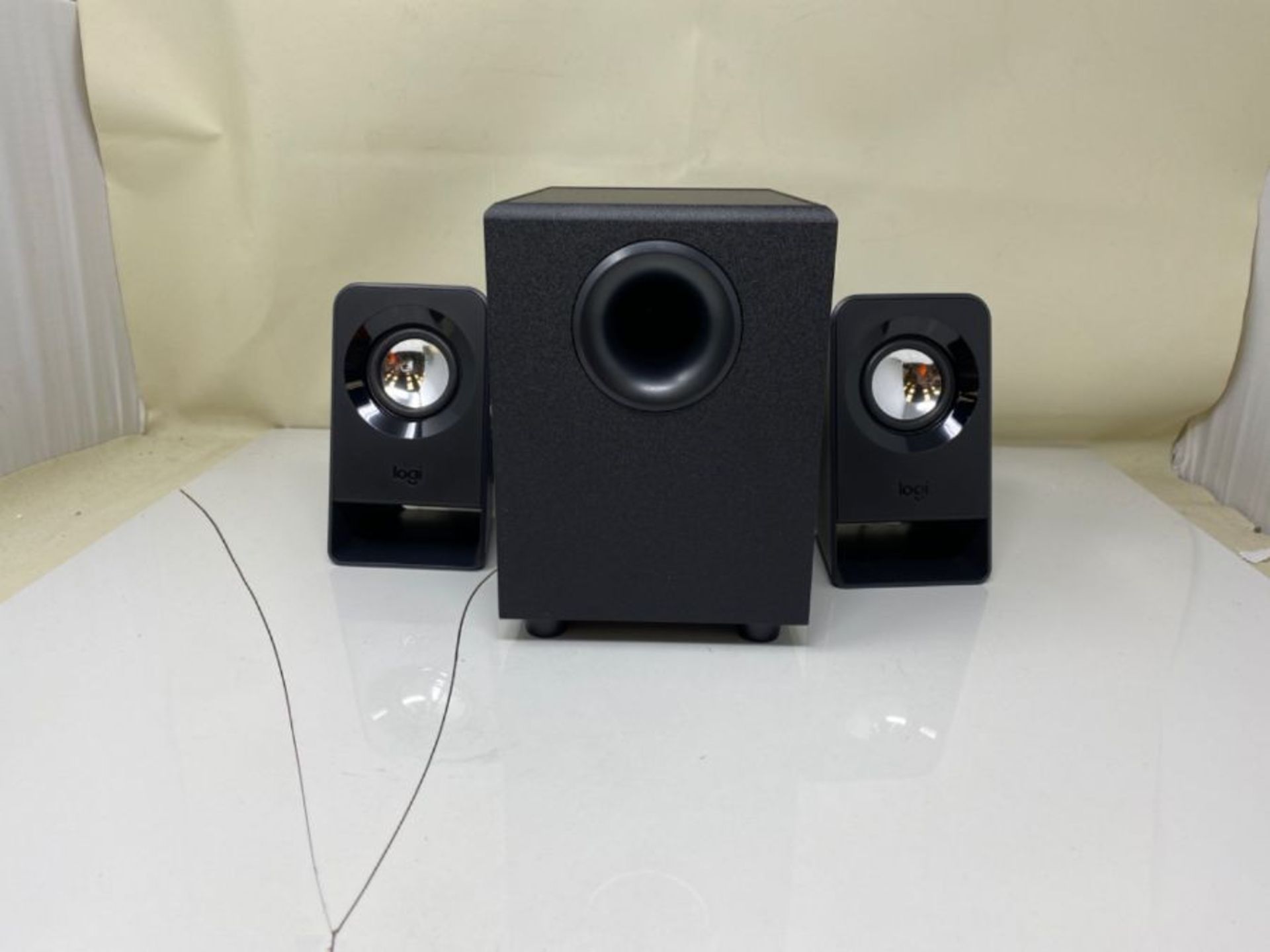 Logitech Z213 2.1 Lautsprecher-System mit Subwoofer, 14 Watt Spitzenleistung, 3.5 mm E - Image 3 of 3