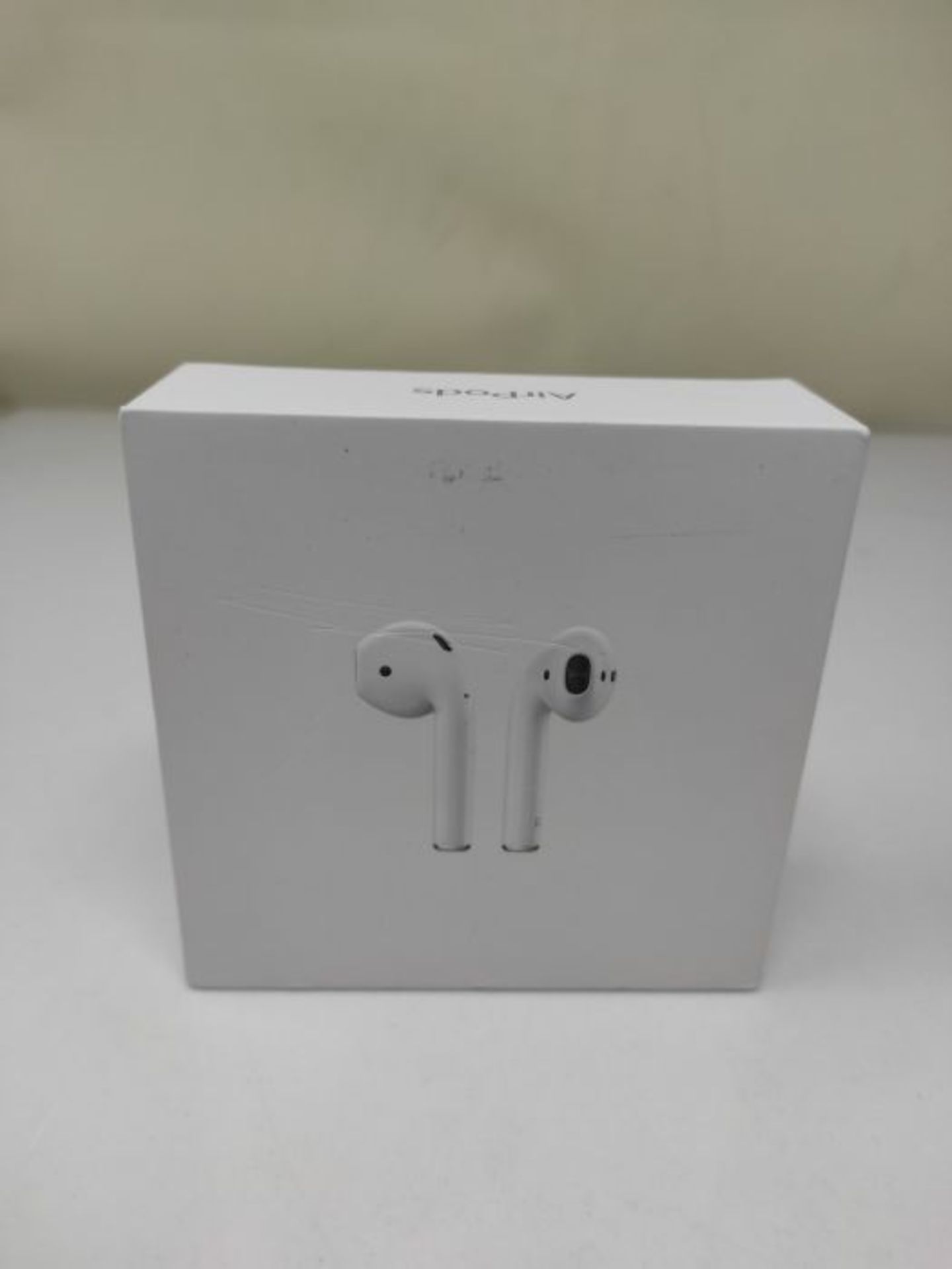 RRP £159.00 Apple AirPods with Charging Case (Wired) - Image 2 of 3