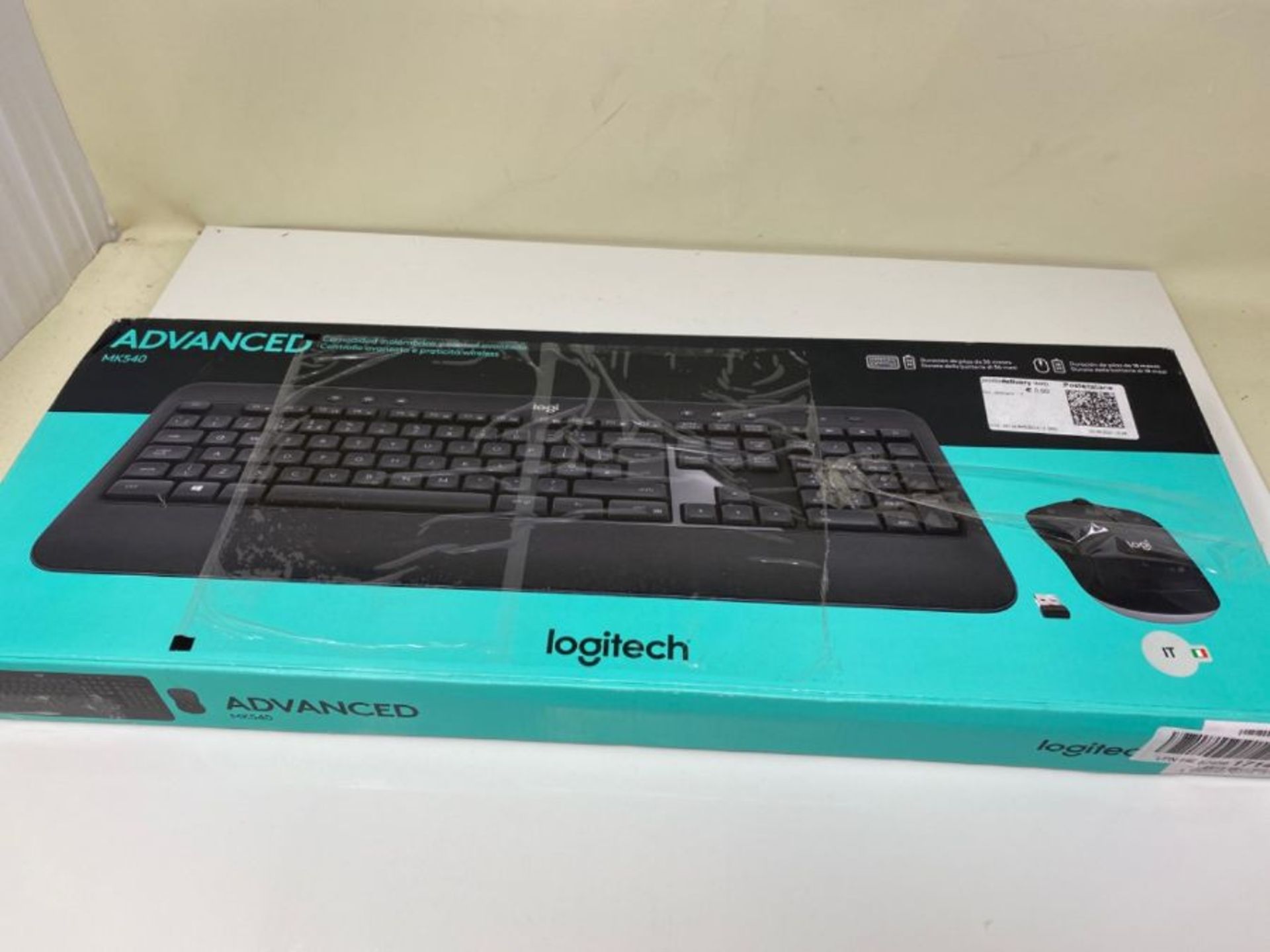 Logitech MK540 Wireless Keyboard and Mouse Combo, QWERTY Italian Layout - Image 2 of 3