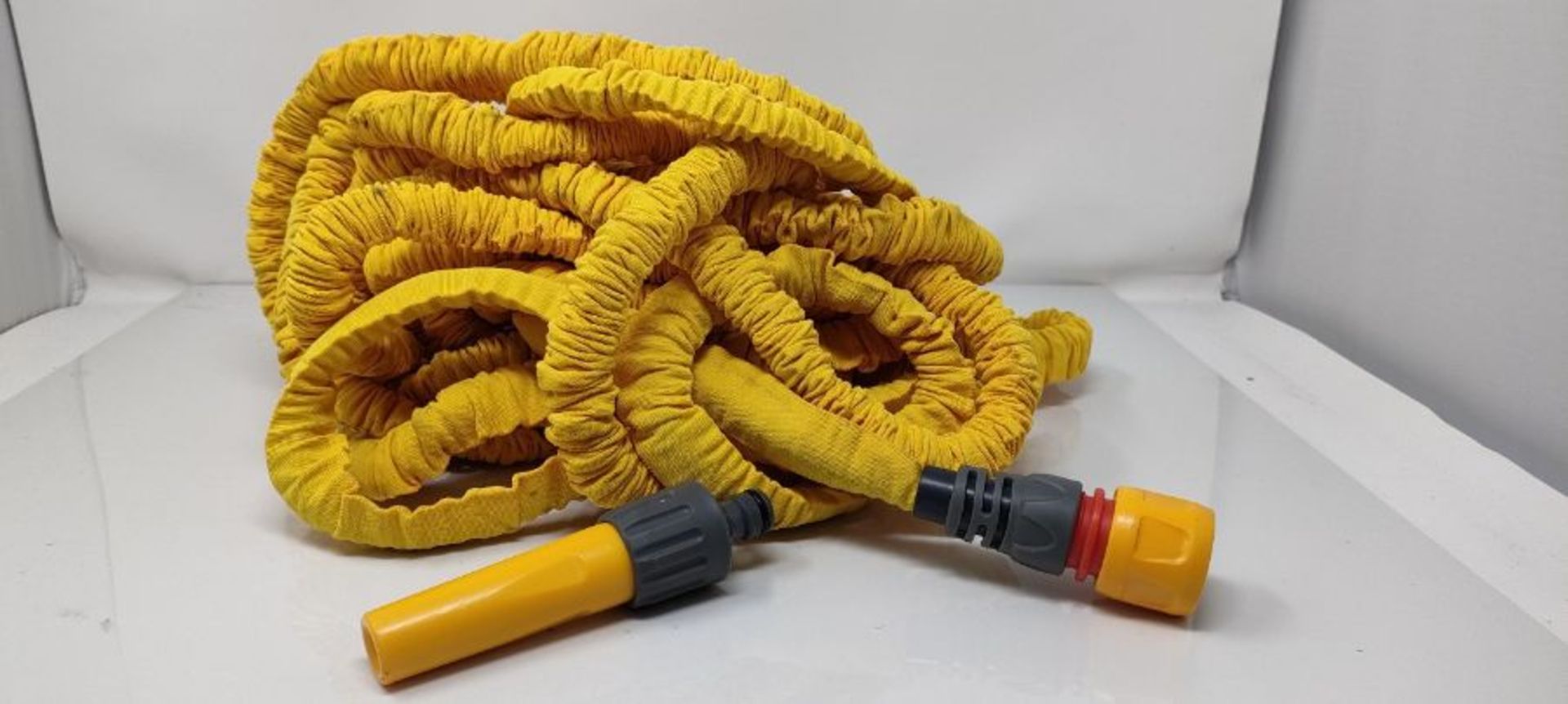 Hozelock 8230 8000 30m Superhoze Hosepipe, Yellow & Grey - Image 3 of 3