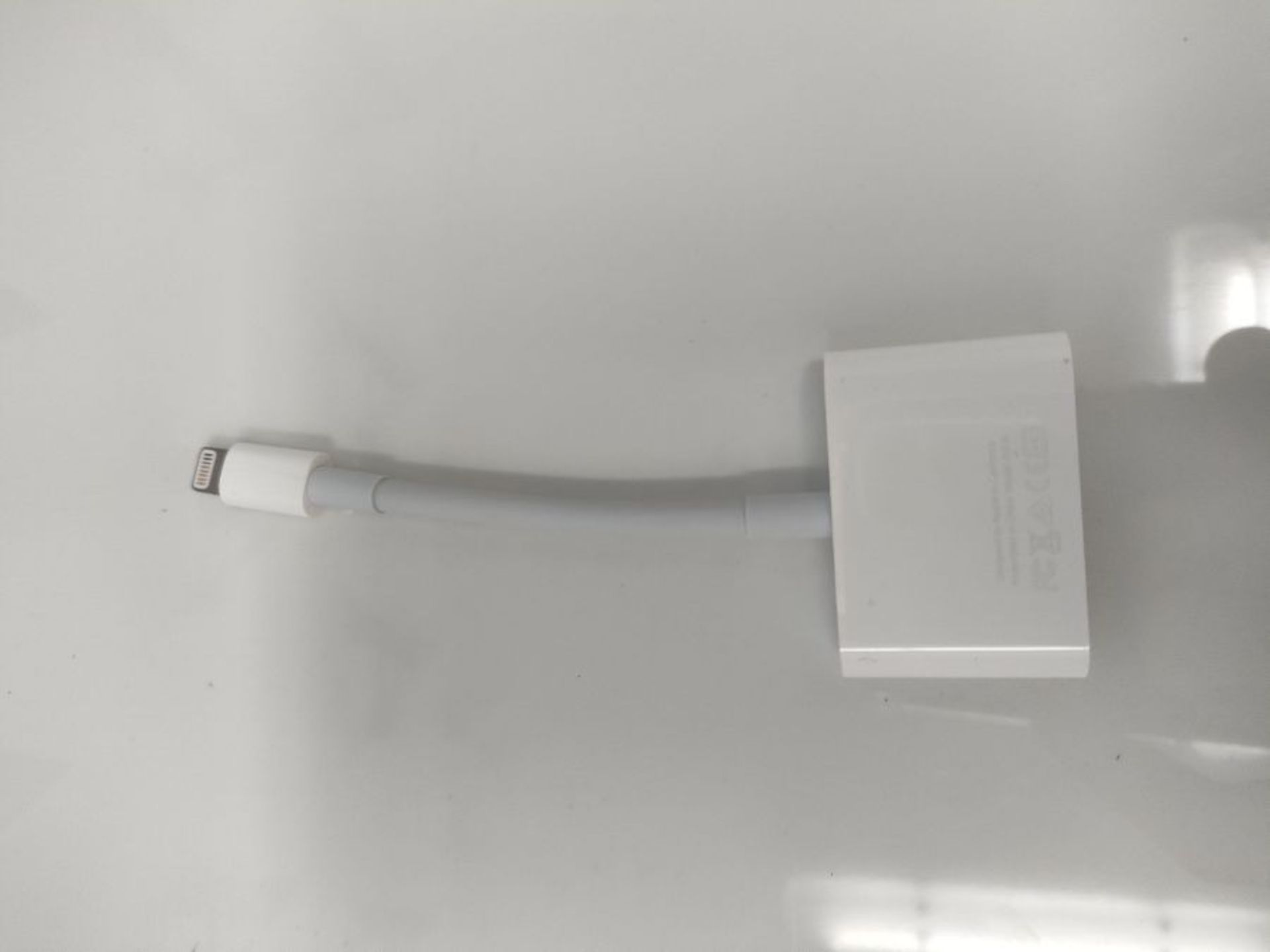 Apple Lightning Digital AV Adapter - Image 3 of 3