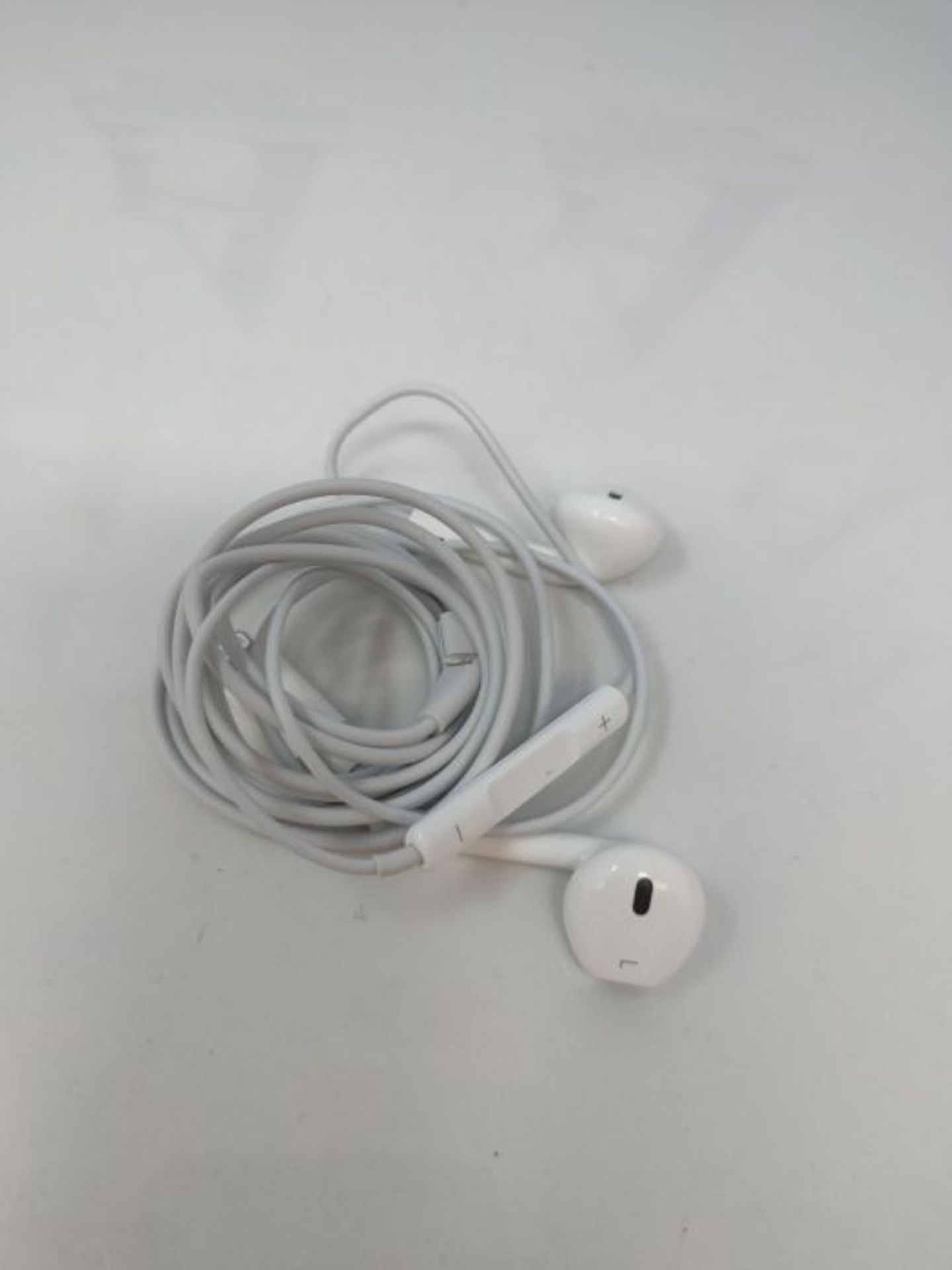 Apple EarPods with Lightning Connector - White - Image 2 of 2
