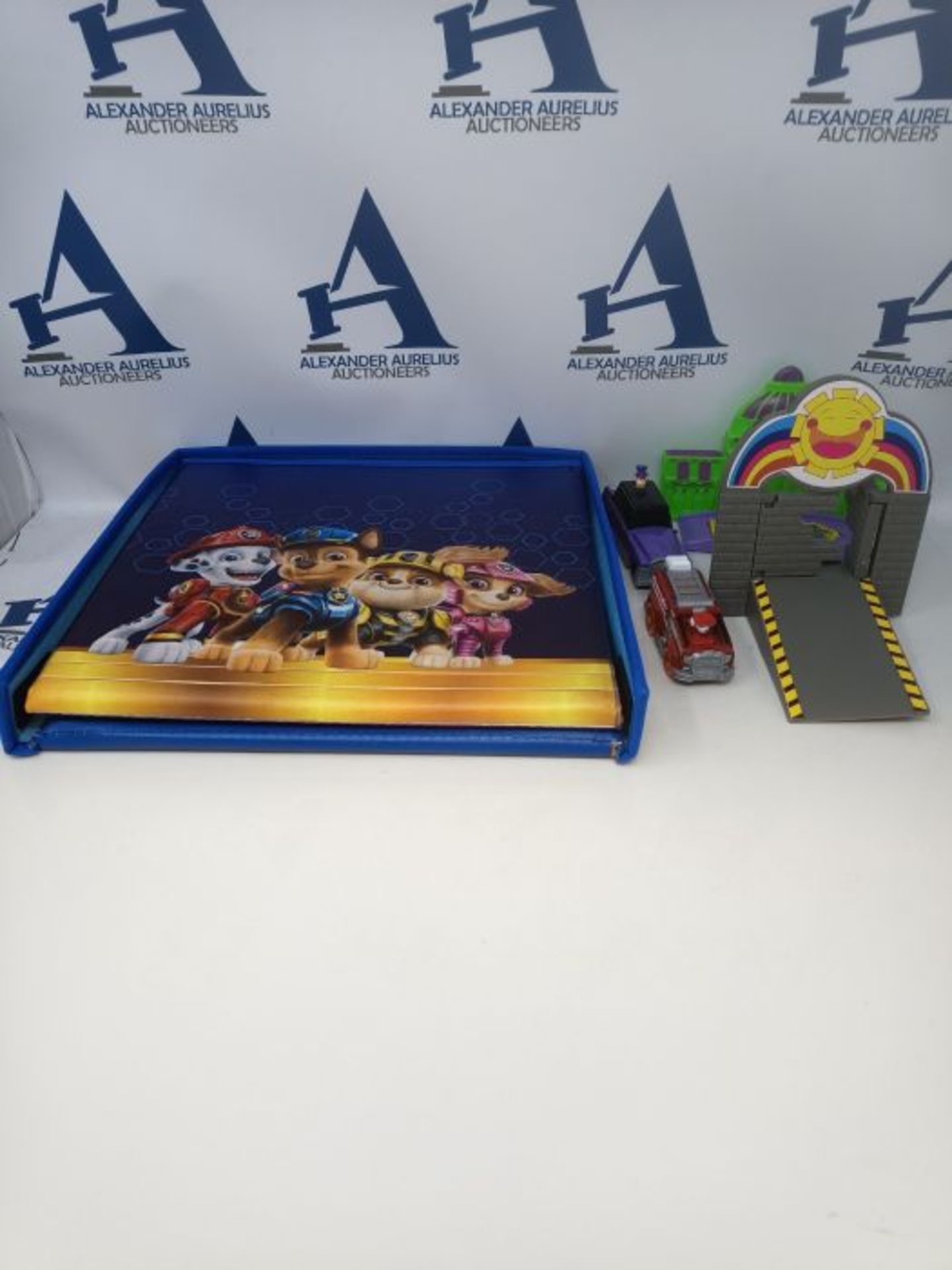 PAW PATROL 6063442 PAW DCT AdventCityPlymtMovie INTL GML Set with Play Mat and 2 Cars - Image 2 of 2