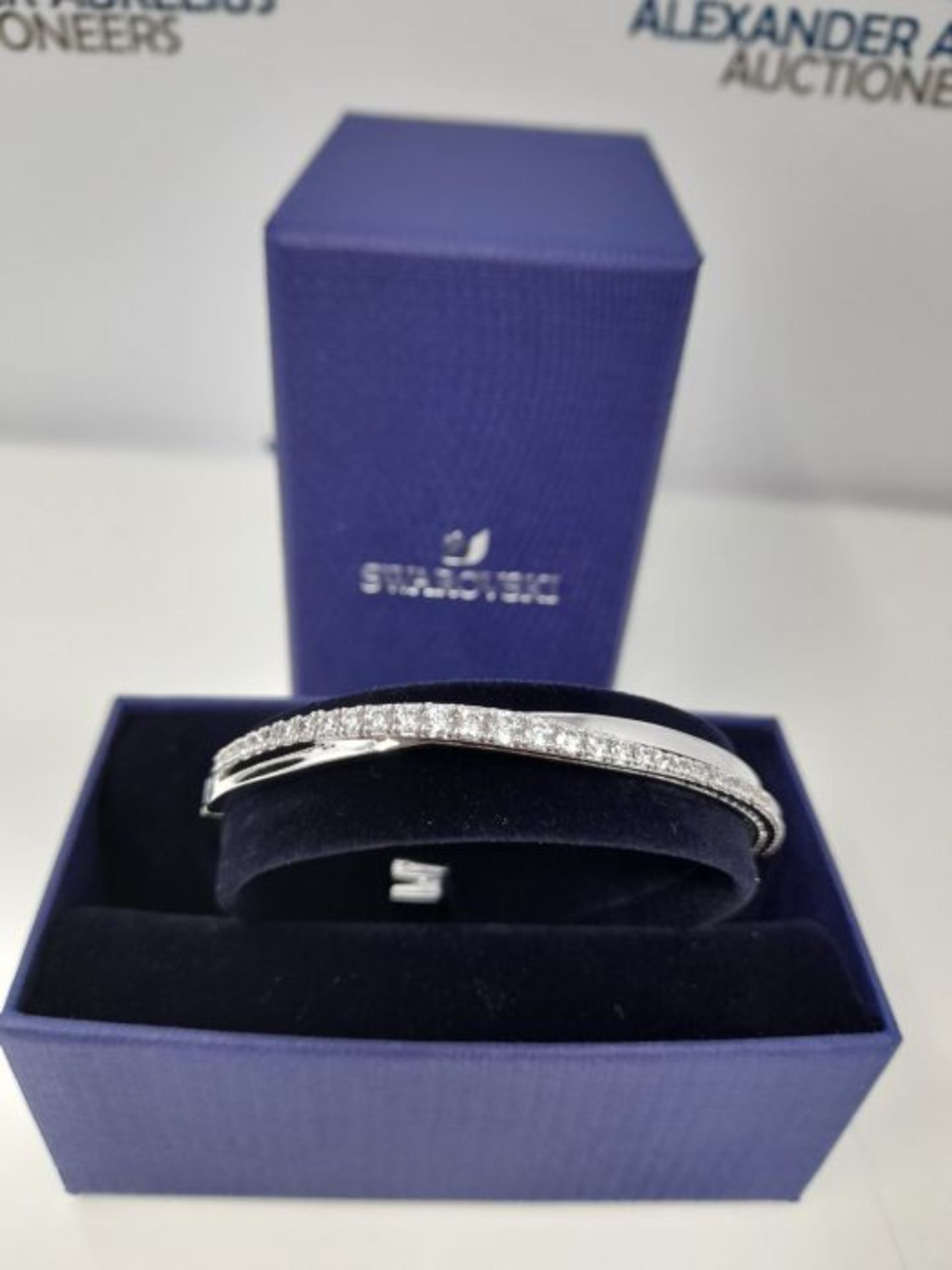 RRP £100.00 [INCOMPLETE] Swarovski Twist Rows Armband, Rhodinierter Damenarmreif mit Funkelndem Kr - Image 2 of 3