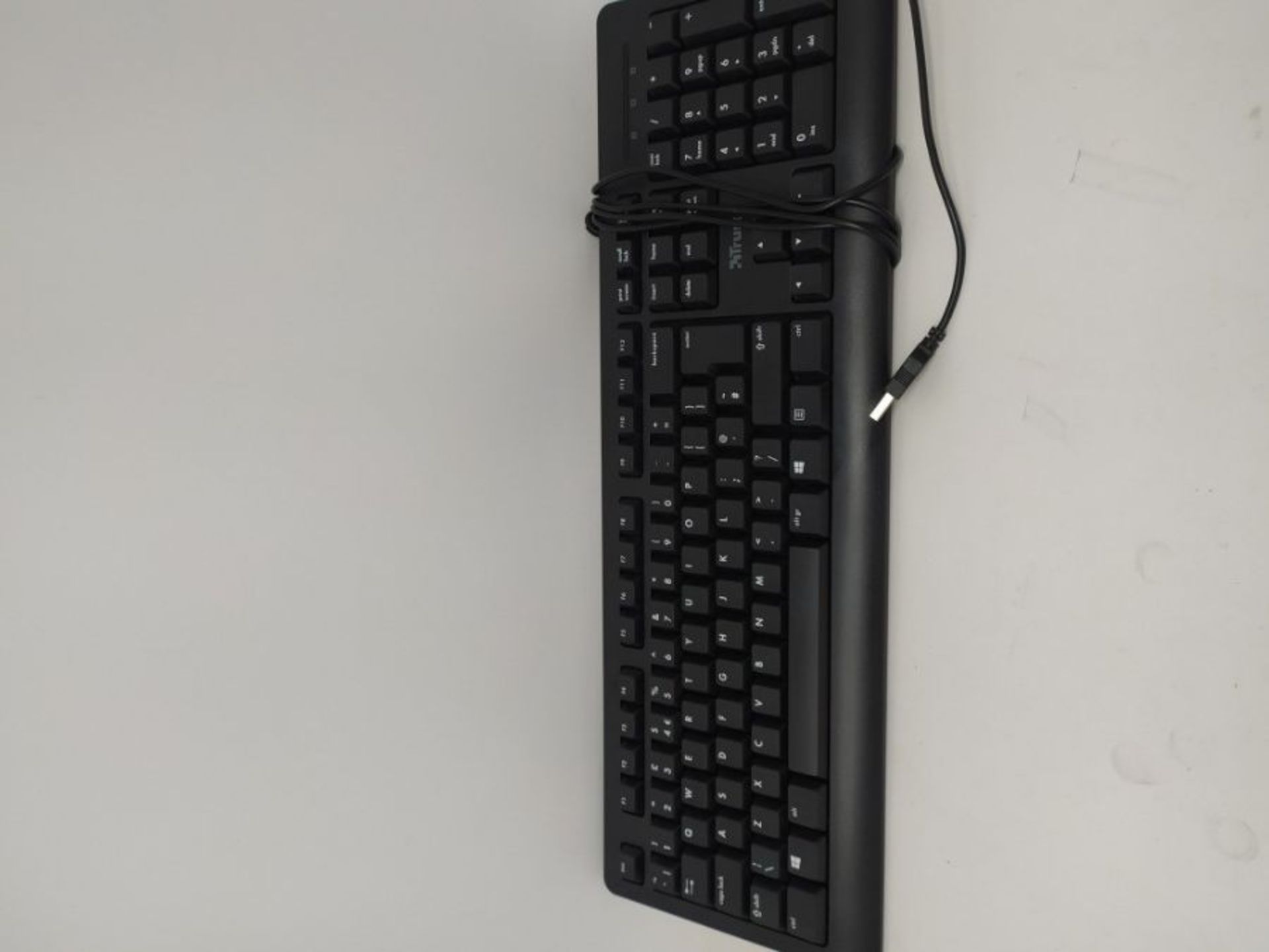 Trust Taro Wired Keyboard - Qwerty UK Layout, Quiet Keys, Full-Size Keyboard, Spill-Re - Image 2 of 2