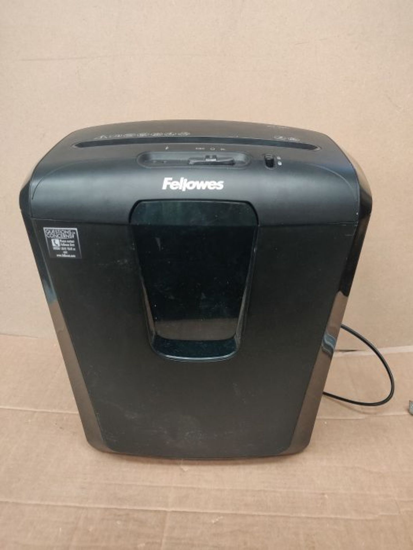 RRP ?4.00 Fellowes Powershred M-8C 8 Sheet Cross Cut Personal Shredder with Safety Lock - Image 3 of 3