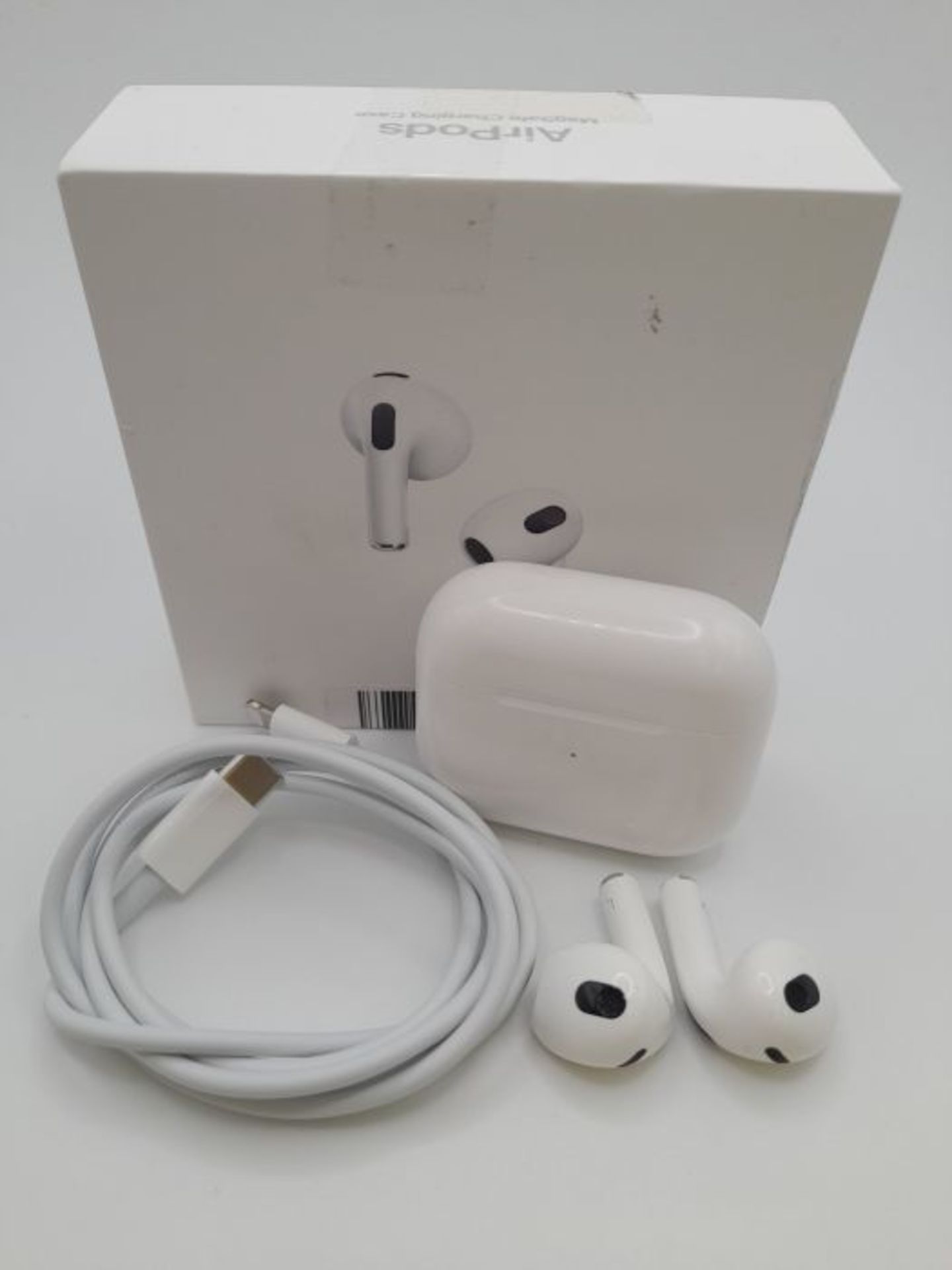 RRP £180.00 Nouveau AirPods (3áµ0 Â gÃ©nÃ©ration) - Image 3 of 3