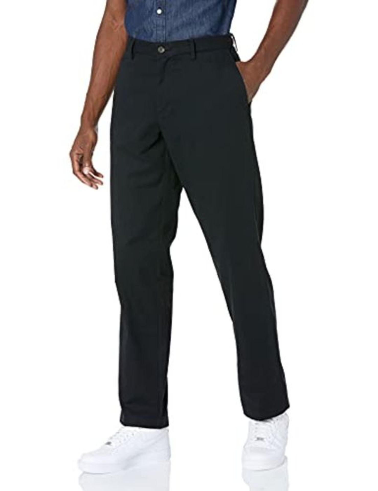 Amazon Essentials Classic-Fit Wrinkle-Resistant Flat-Front Chino Pant Slip, Noir (True