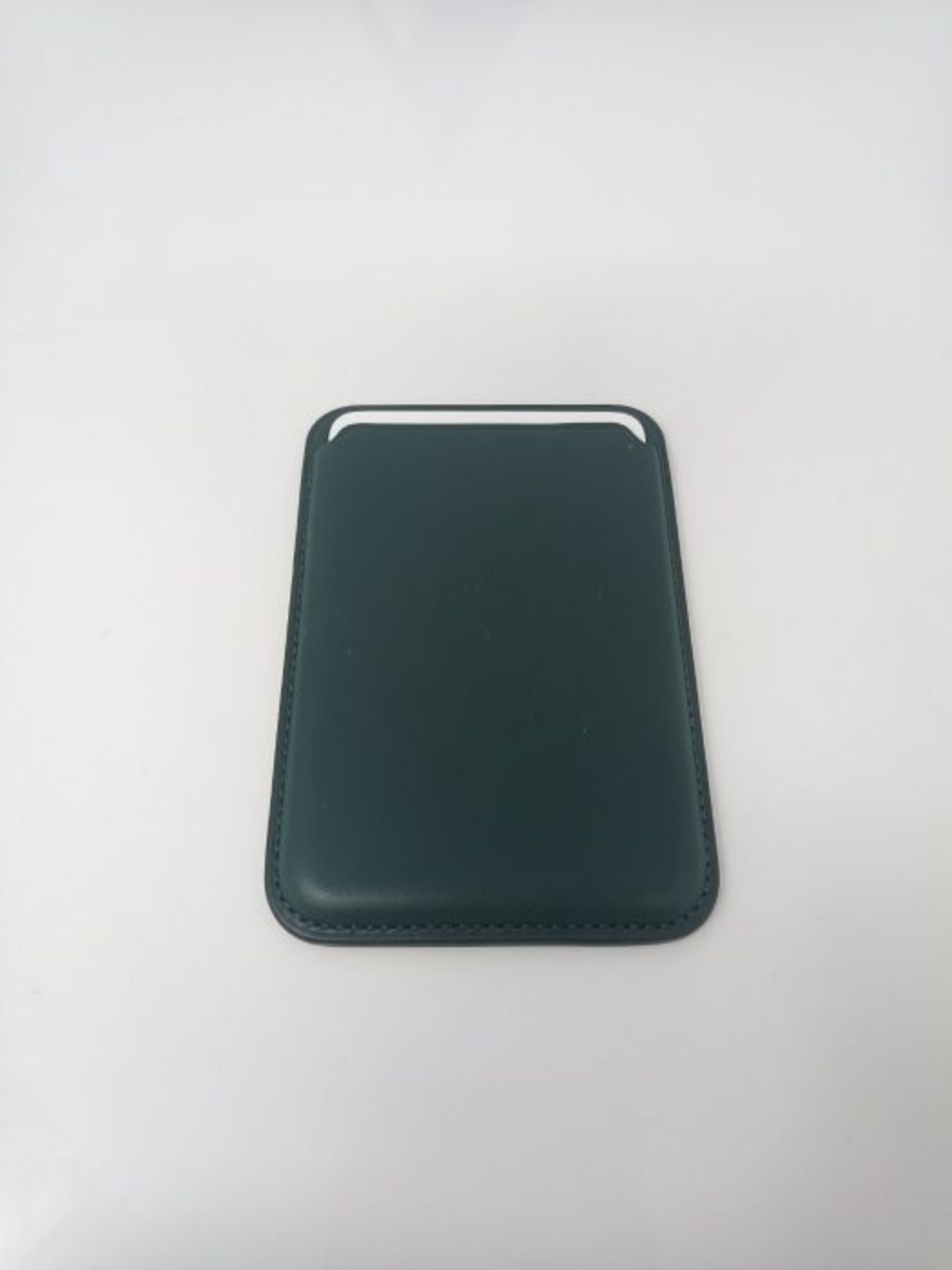 Apple Leather Wallet with MagSafe (for iPhone) - Sequoia Green - Image 3 of 3
