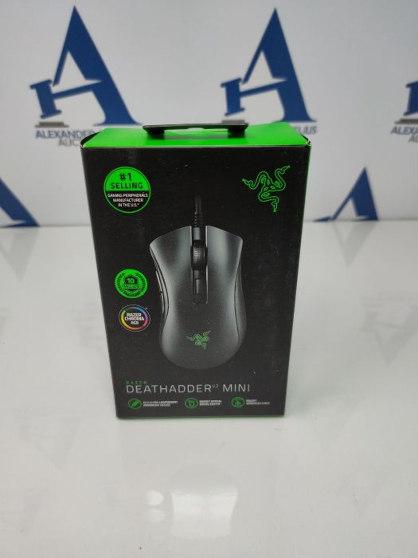 Razer DeathAdder V2 Mini - Kabelgebundene Gaming Maus mit rutschfestem Grip-Tape fÃ¼ - Image 2 of 3