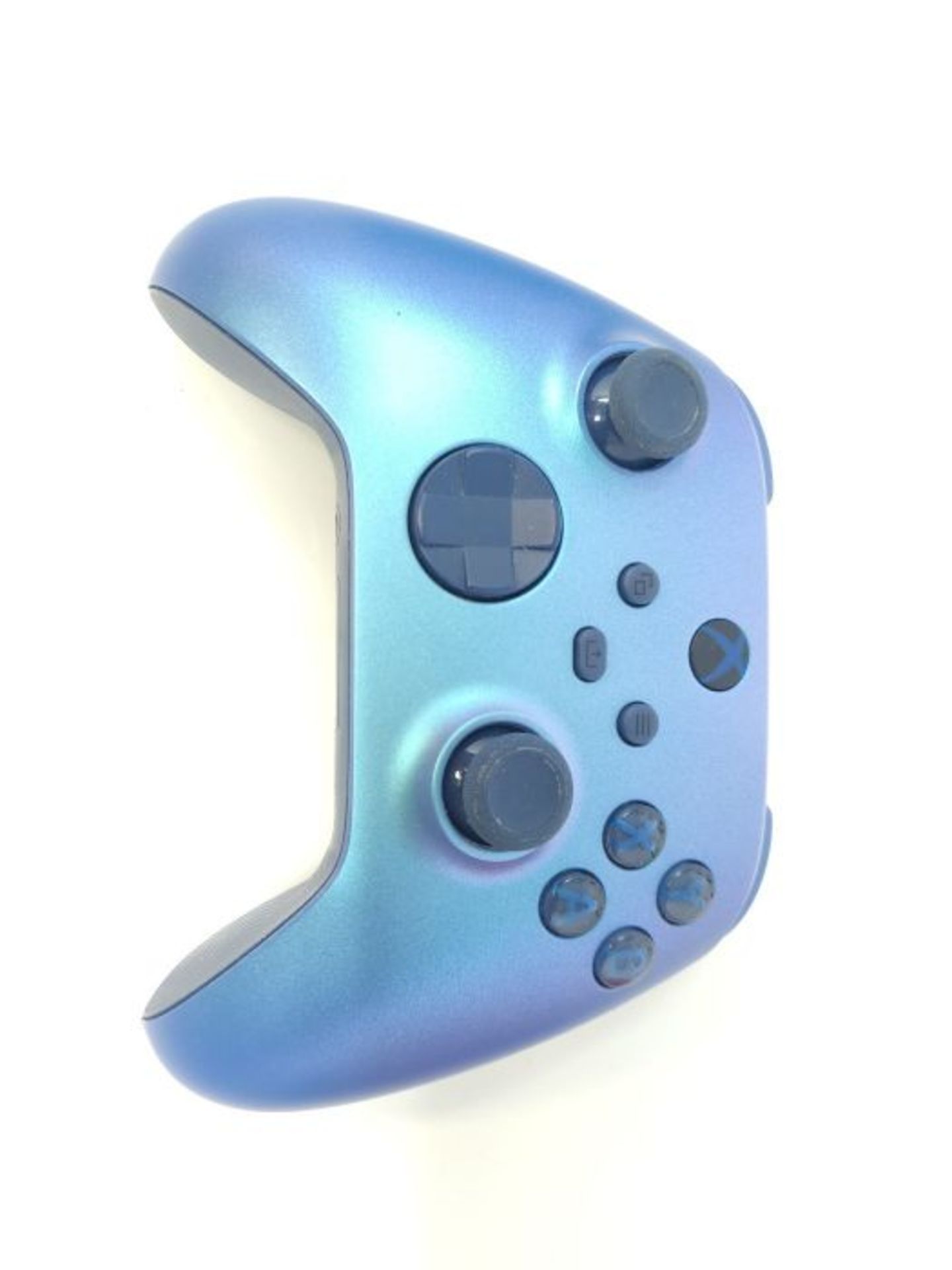 RRP £50.00 Xbox Wireless Controller - Aqua Shift Special Edition - Image 3 of 3
