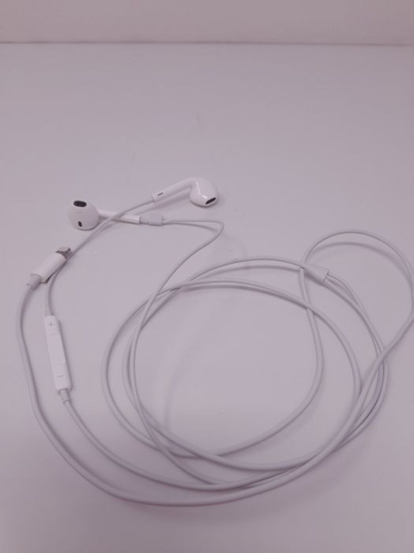 Apple EarPods with Lightning Connector - White - Image 3 of 3