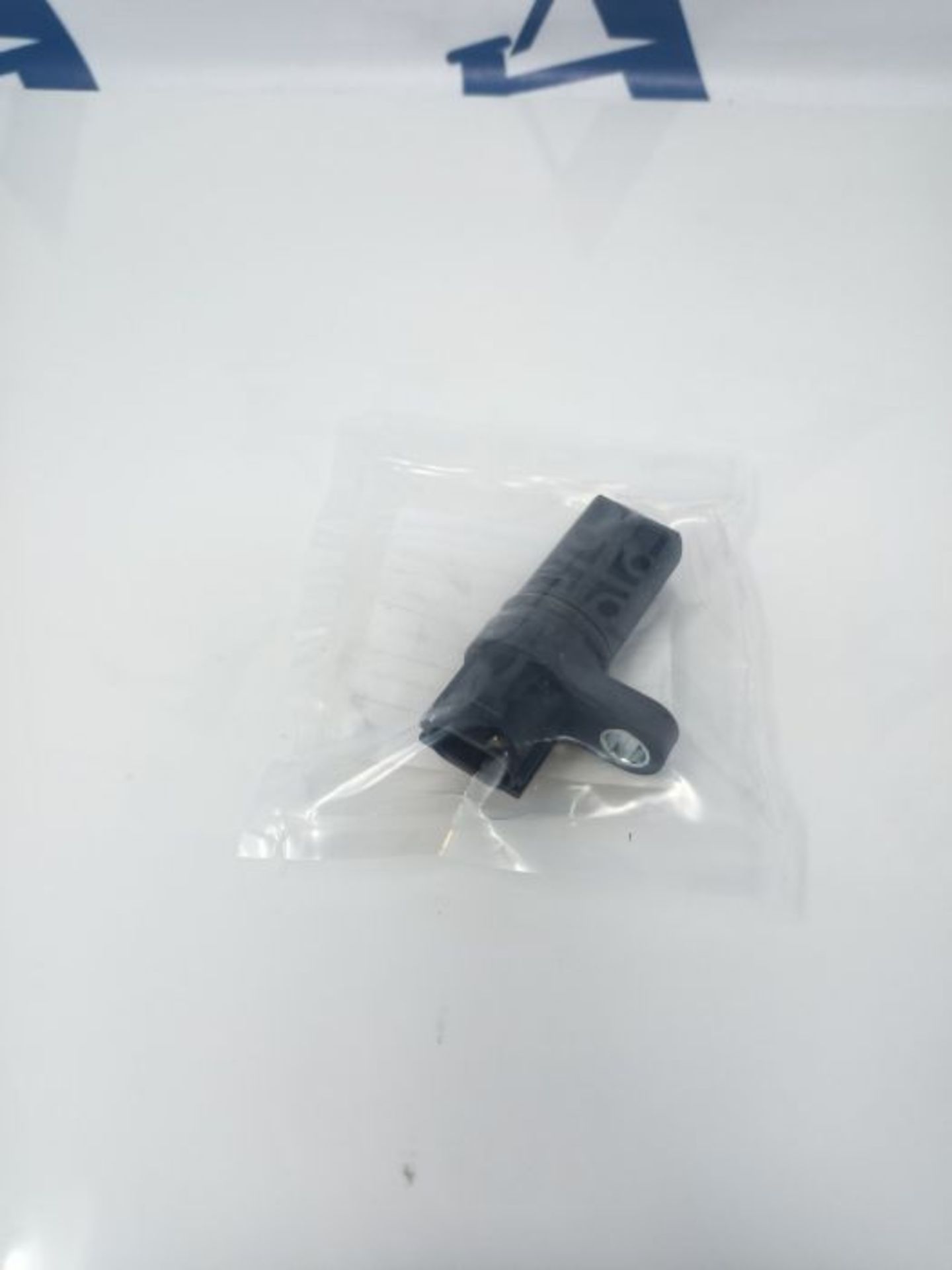 Blue Print ADN17206 Camshaft-/ Crankshaft Sensor, pack of one - Image 3 of 3