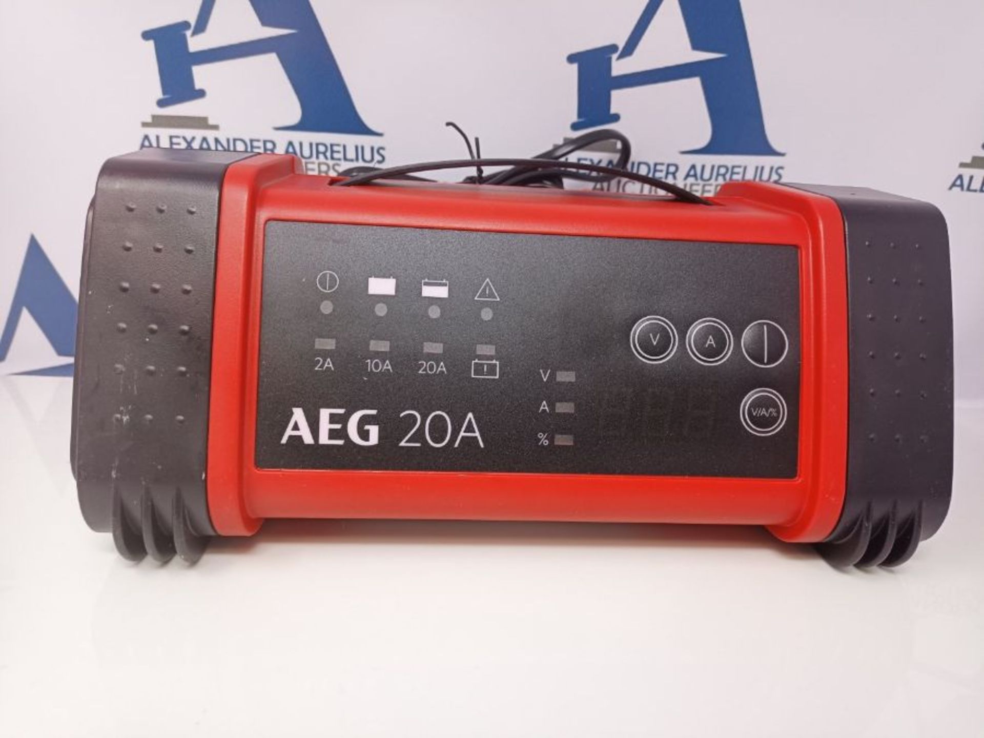 RRP £89.00 AEG 97025 Mikroprozessor Batterie Ladegerät LT 20 Ampere für 12 / 24 V, 9-stufig, Po - Image 3 of 3