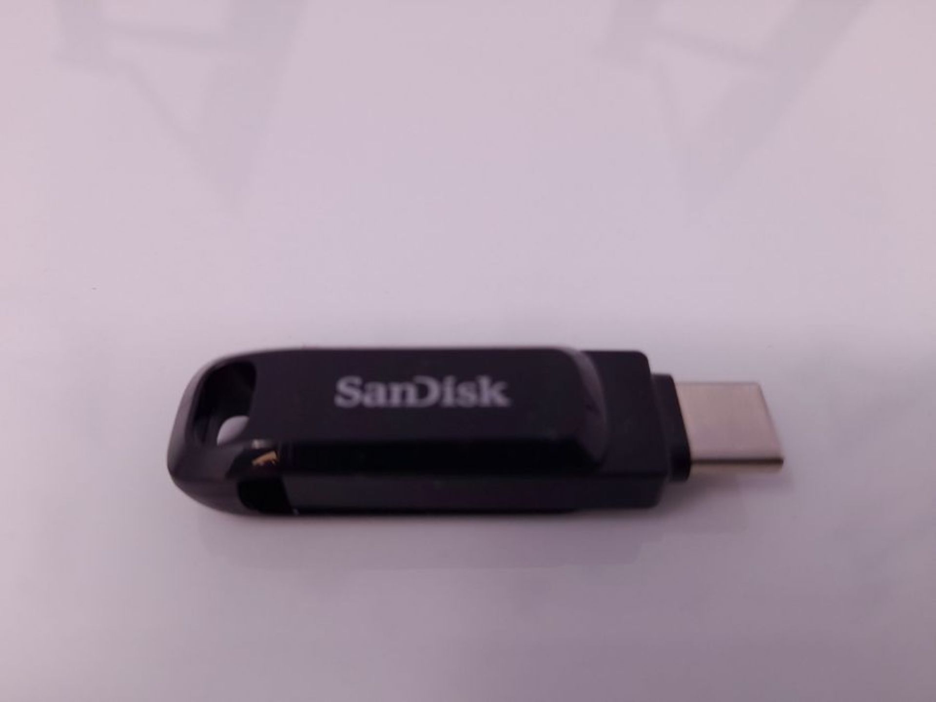 SanDisk Ultra 128GB Dual Drive Go USB Type C Flash-Laufwerk - Image 3 of 3