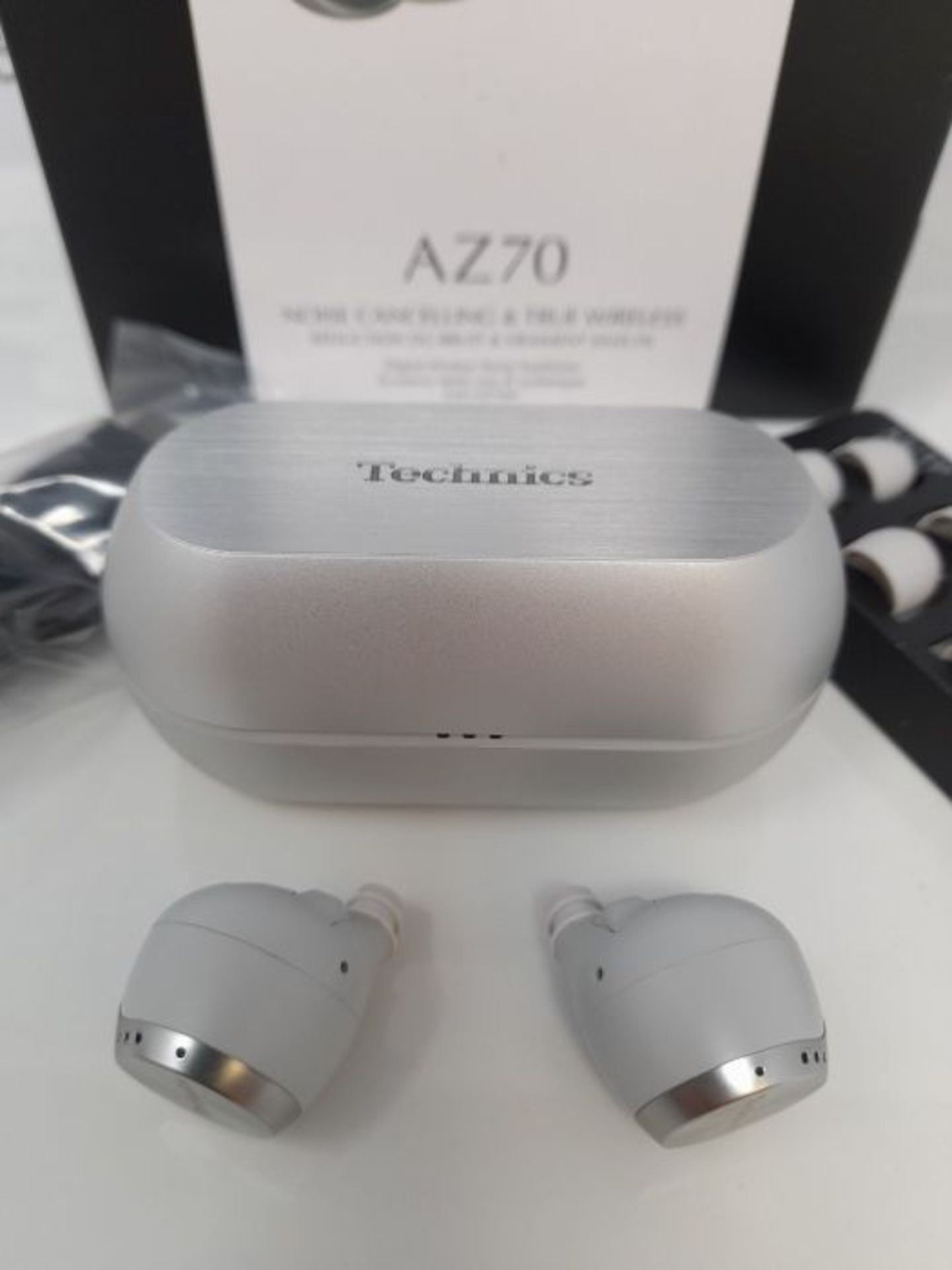 RRP £244.00 Technics AZ70WE Premium True Wireless Earbuds, with Noise Cancelling and Bluetooth Fun - Image 3 of 3