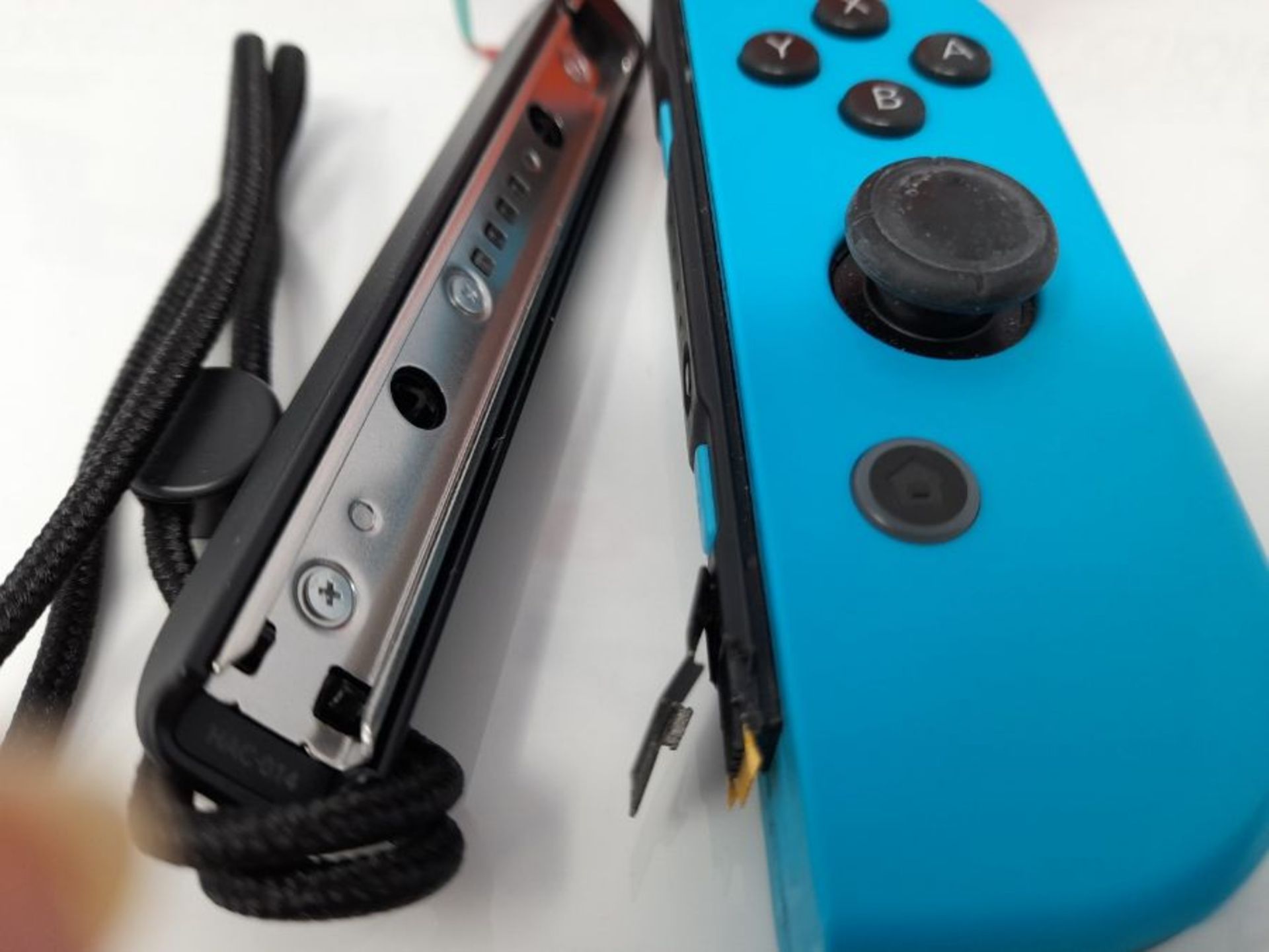 RRP £59.00 [CRACKED] Joy-Con Left (Neon Blue) (Nintendo Switch) - Image 3 of 3