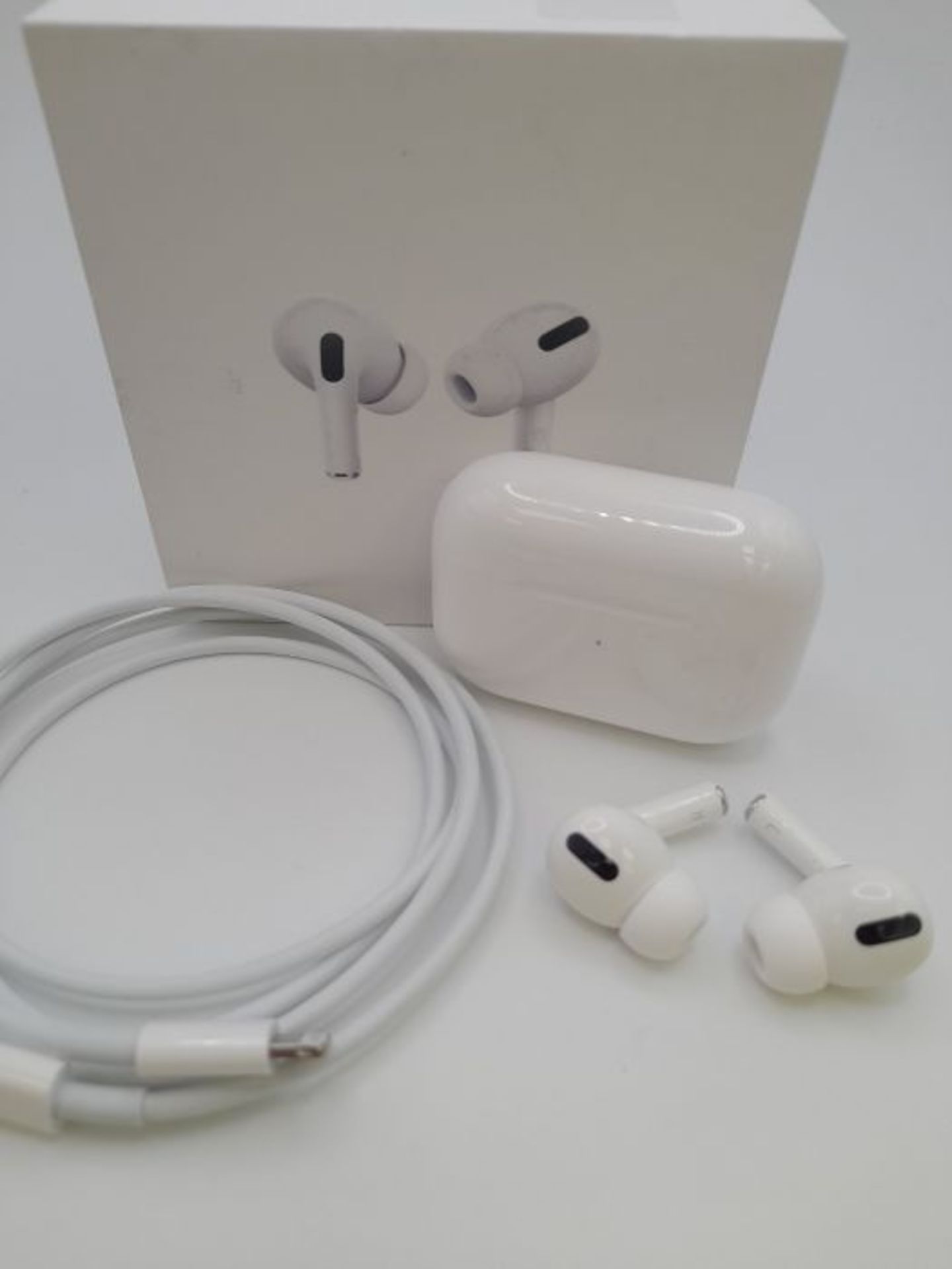 RRP £213.00 Apple AirPods Pro - Image 3 of 3