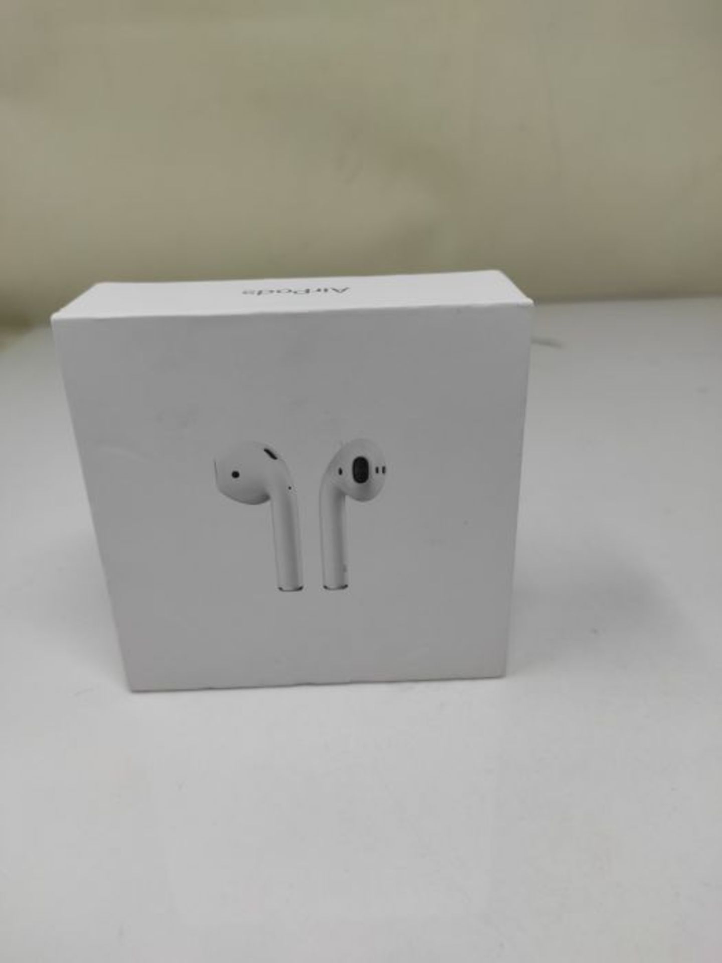 RRP £159.00 Apple AirPods with Charging Case (Wired) - Image 2 of 3