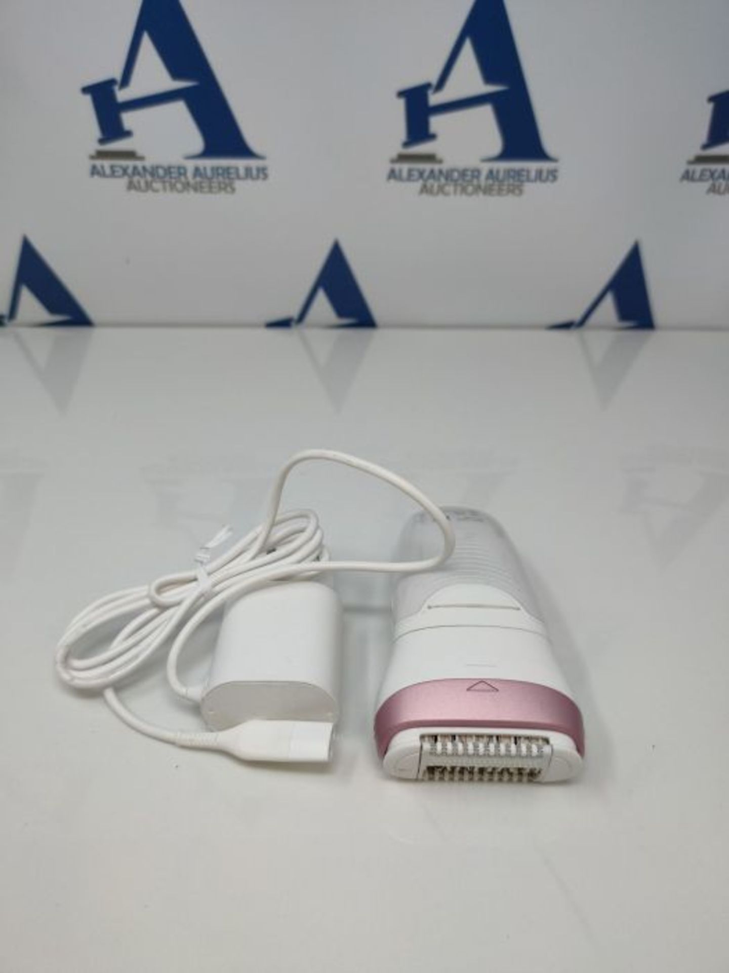 RRP £133.00 Braun Silk-épil 9 SkinSpa Epilator 9/990, Rose Gold - Image 2 of 2