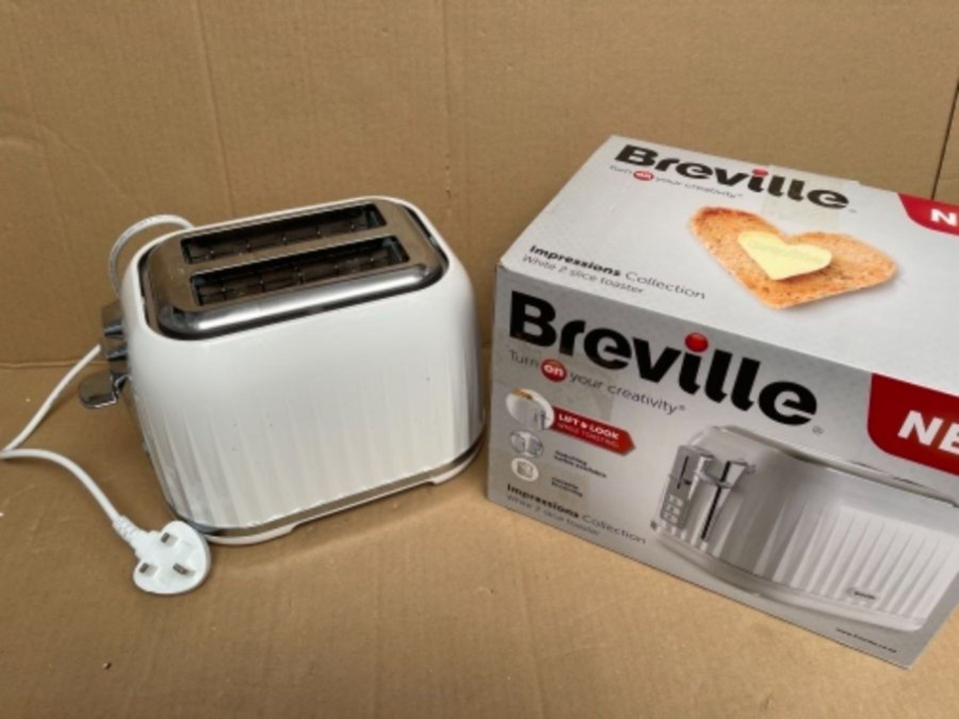 Breville VTT526 Impressions 2-Slice Toaster, Featuring High-Lift, White with Chrome Tr