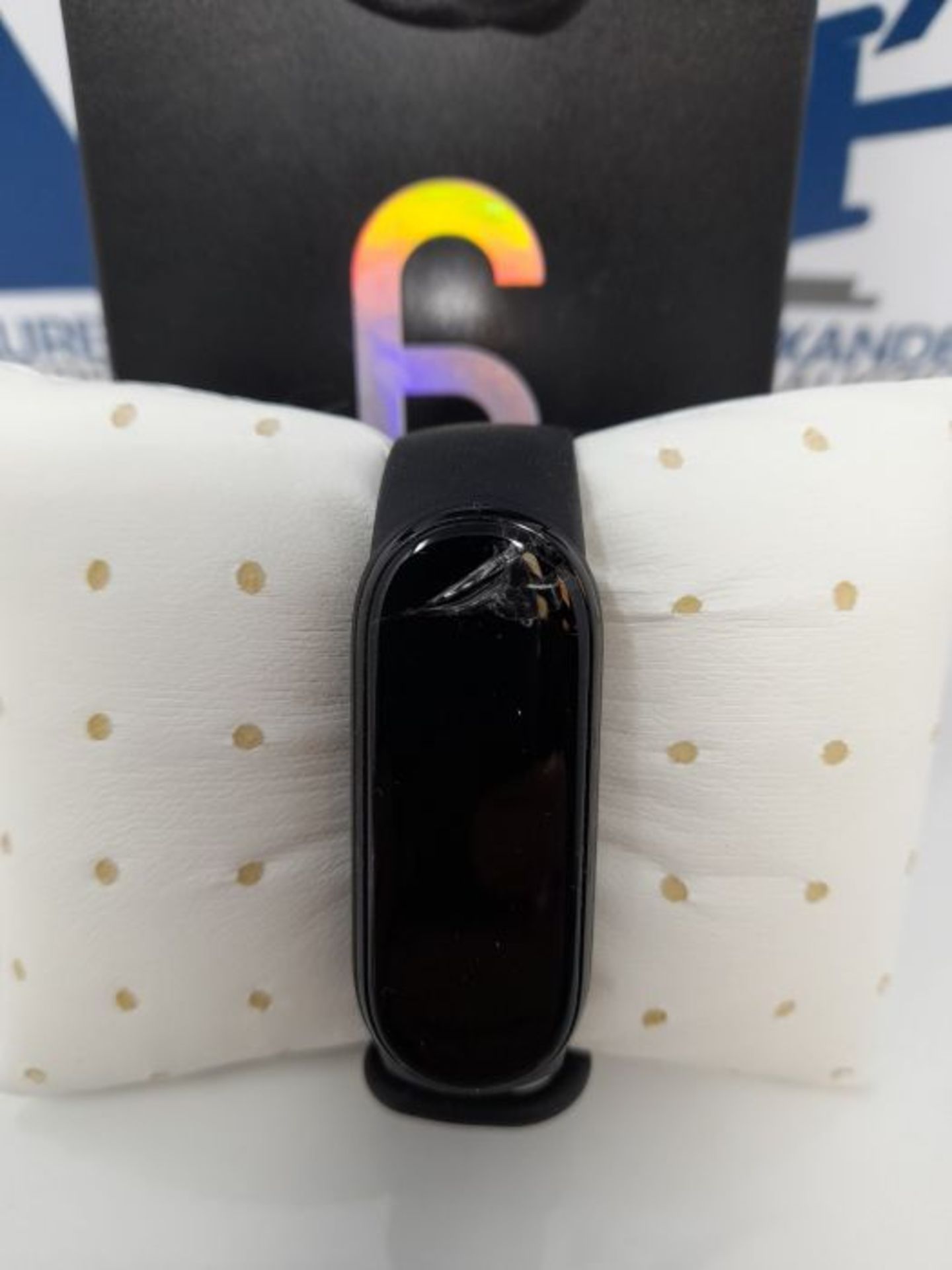 [CRACKED] Xiaomi Mi Smart Band 6 - 1.56'' AMOLED Touch Screen, SPO2, Sleep Breathing T - Image 3 of 3