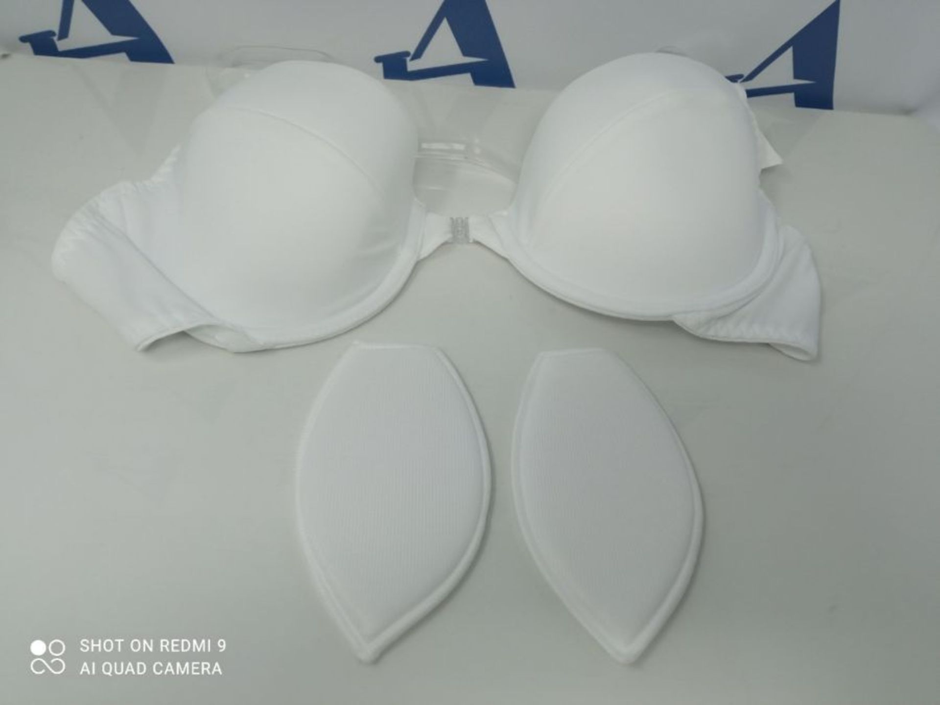 Vivisence Women's Bra 38C - Image 2 of 3