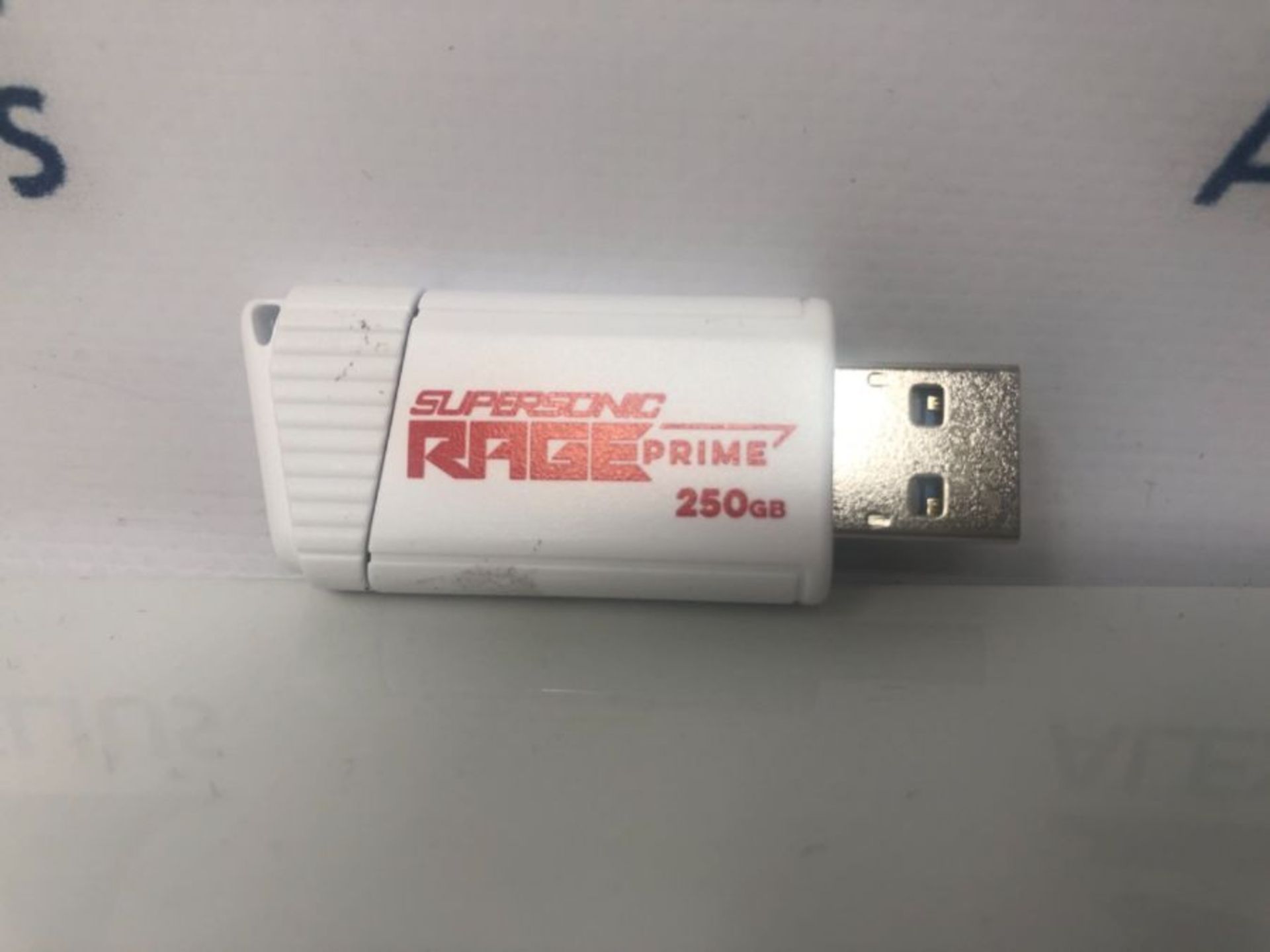 RRP £68.00 Patriot Supersonic Rage Prime 250GB USB 3.2 Gen 2 High-Performance Speicherstick - Image 3 of 3