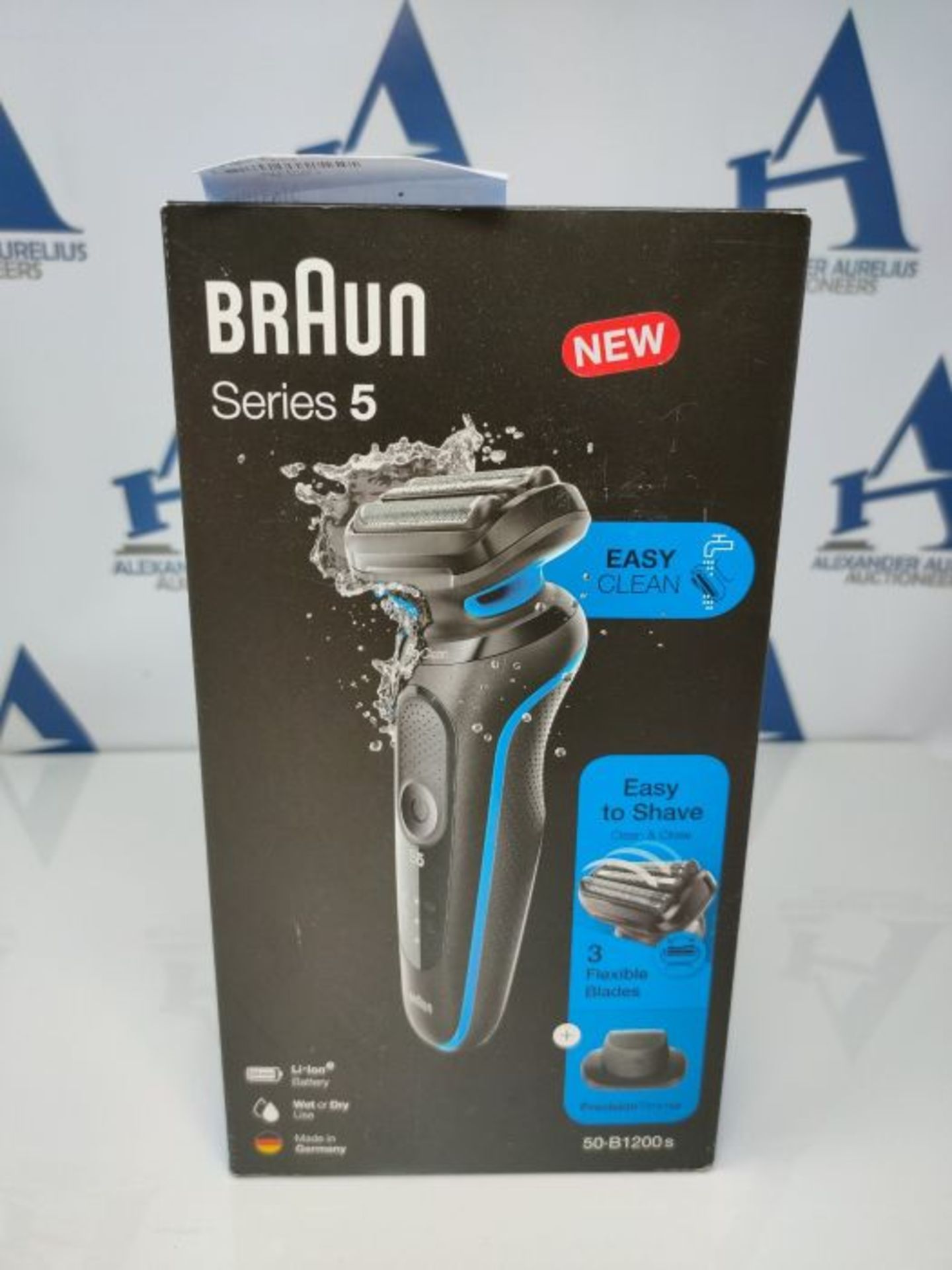 RRP £82.00 Braun Series 5 50-B1200s Foil shaver Trimmer Blue - Image 2 of 3