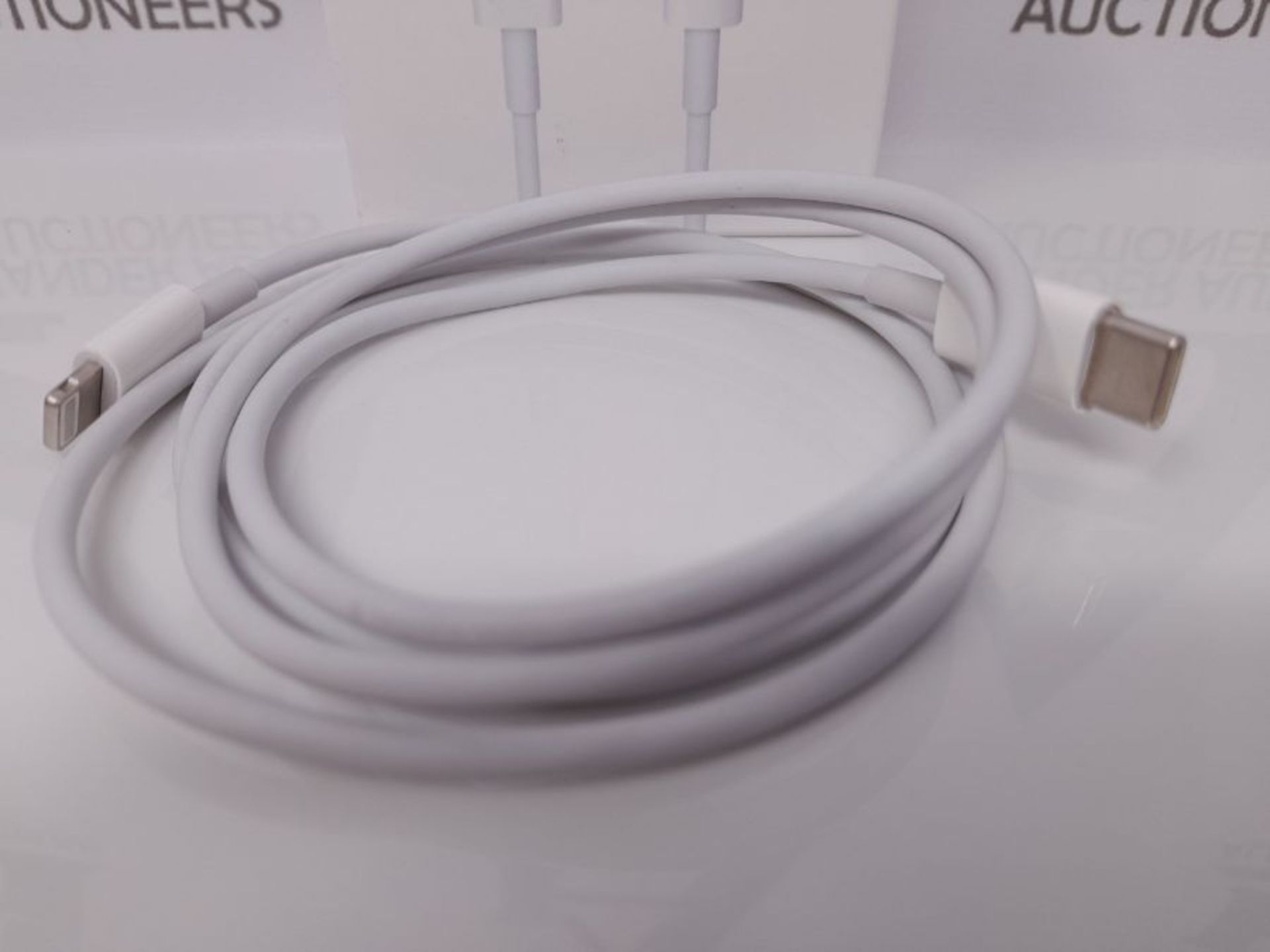 Apple CÃ¢ble USB-C vers Lightning (1Â m) - Image 3 of 3