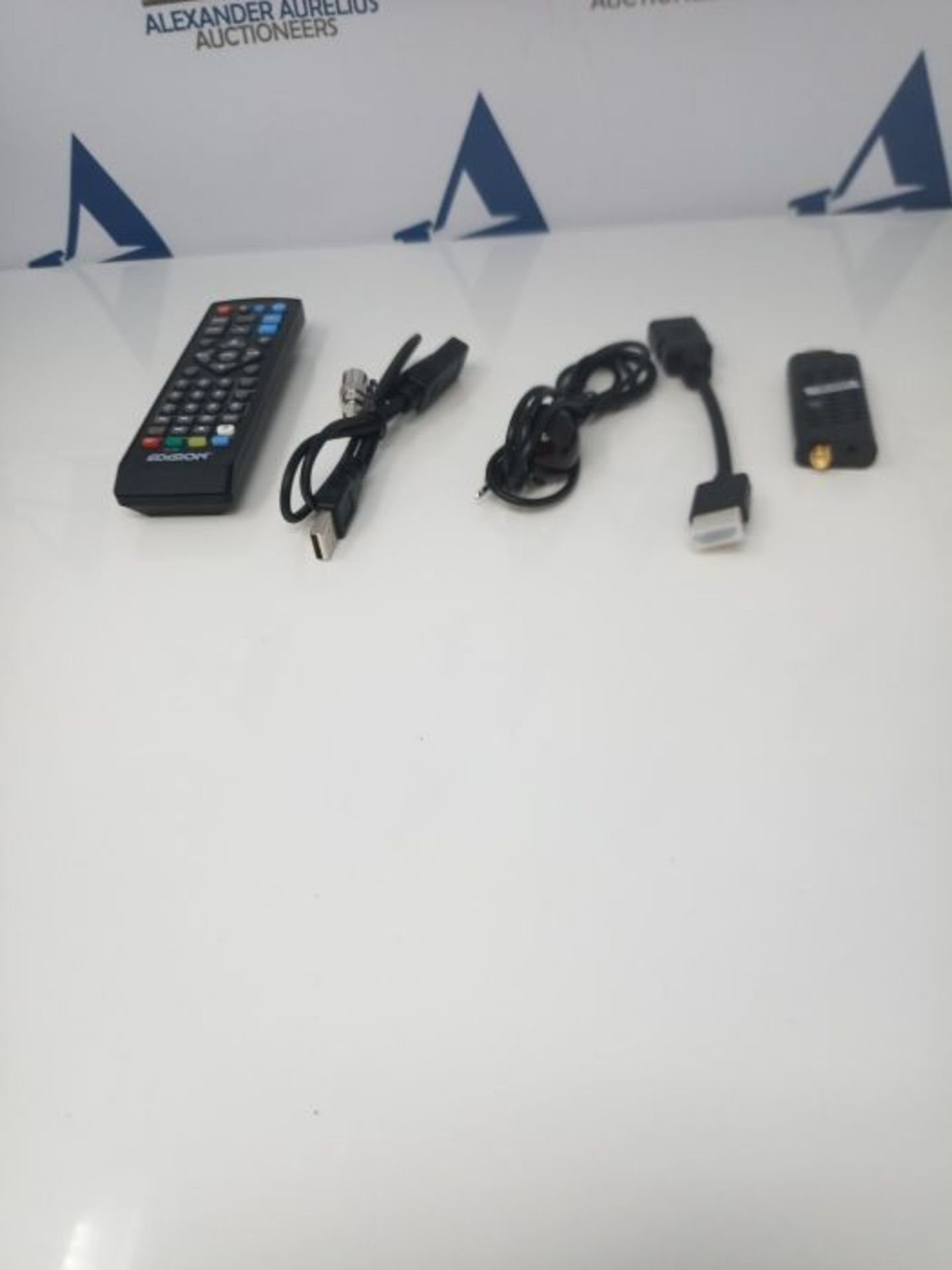 Edision NANO T265+ Terrestrial and Cable HDMI dongle Receiver, DVB-T2/C, H265 HEVC, FT - Image 3 of 3