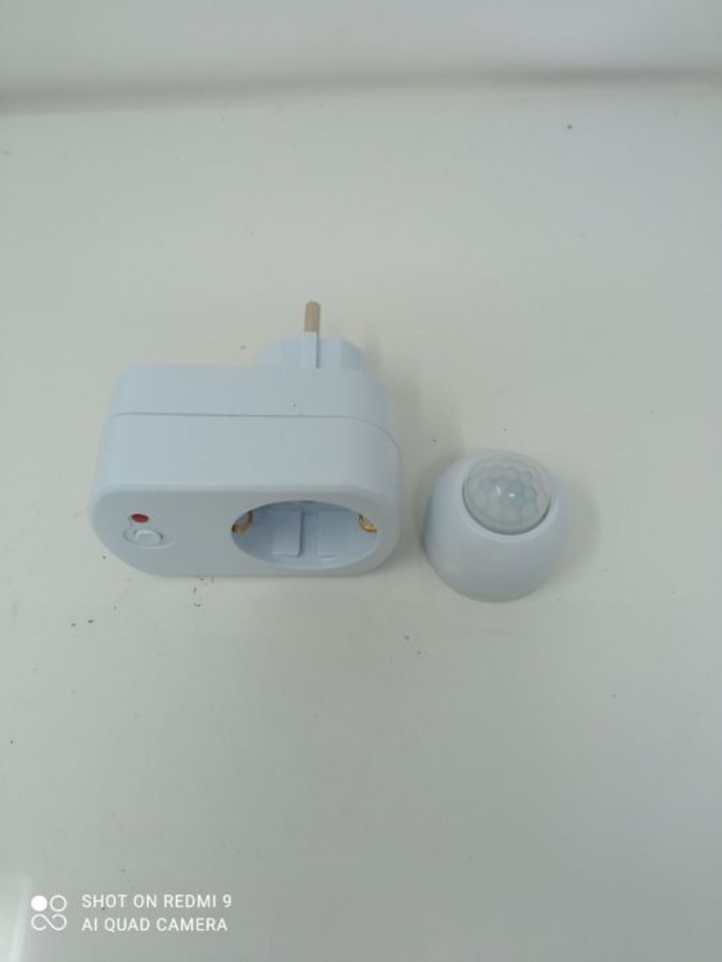 Unitec 47598 Adaptor Plug with Wireless Motion Sensor White - Image 2 of 2