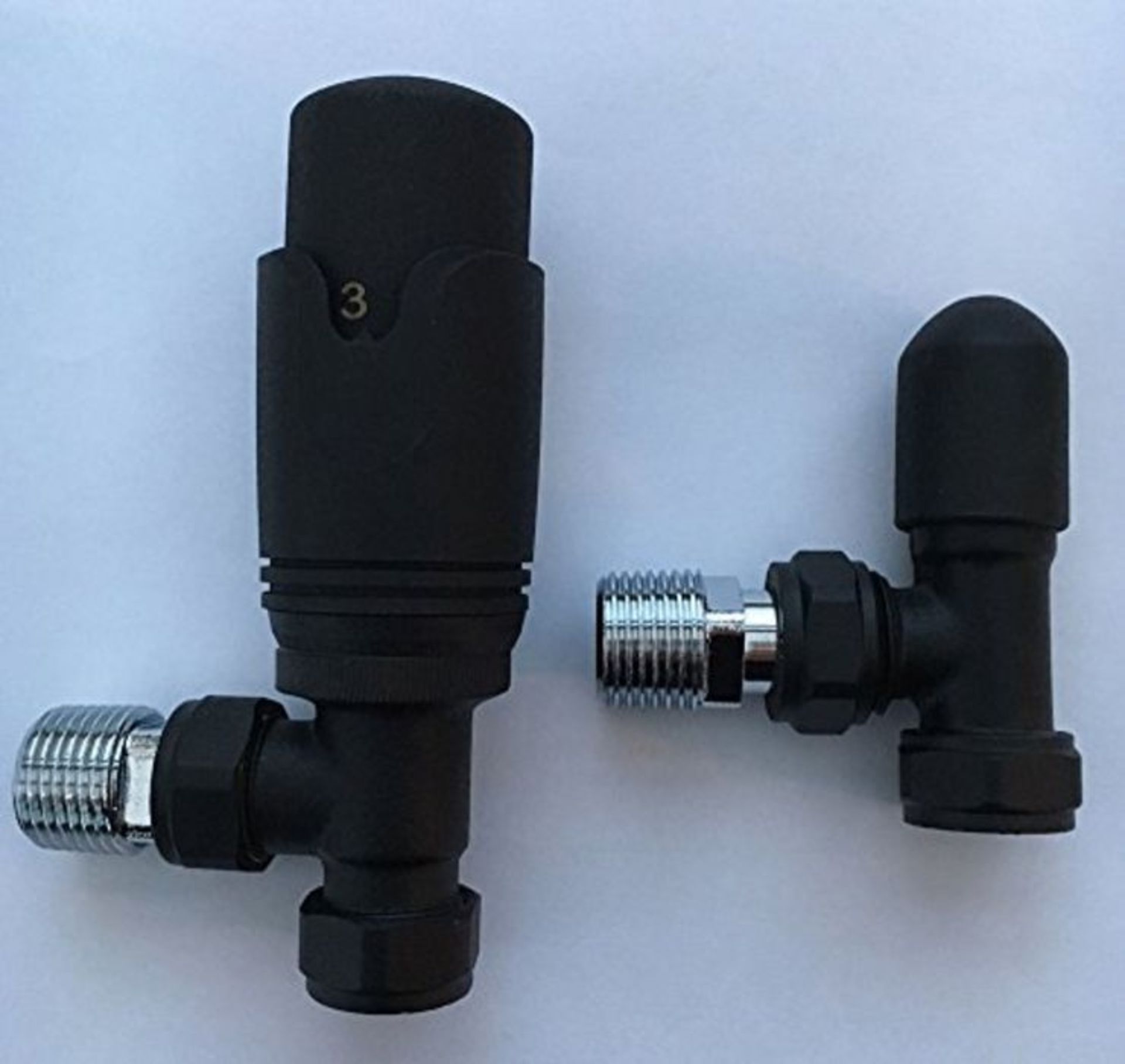 Eastbrook 15mm Angled TRV and Lockshield Valve-Matt Black