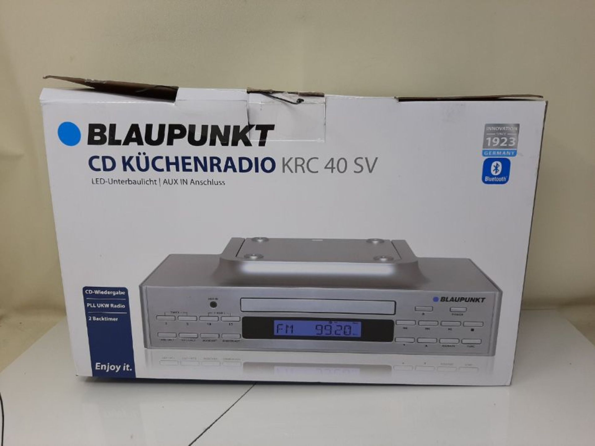 RRP £69.00 Blaupunkt KÃ¼chenradio KRC 40 SV, PLL-UKW-Radio, Bluetooth, Aux-In, CD-Wiedergabe, H