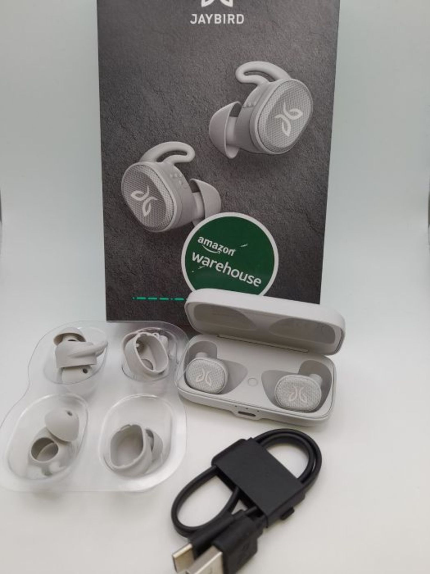 RRP £153.00 Jaybird Vista 2 True Wireless Sport Bluetooth Headphones With Charging Case - ANC, Spo - Image 2 of 3