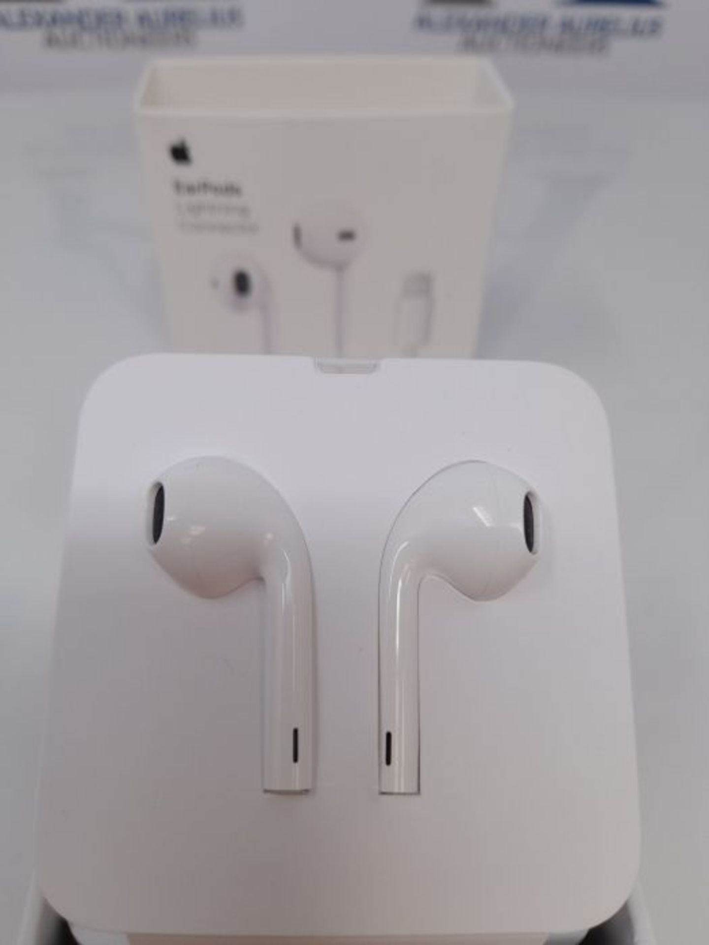 Apple EarPods mit Lightning Anschluss - Image 2 of 3