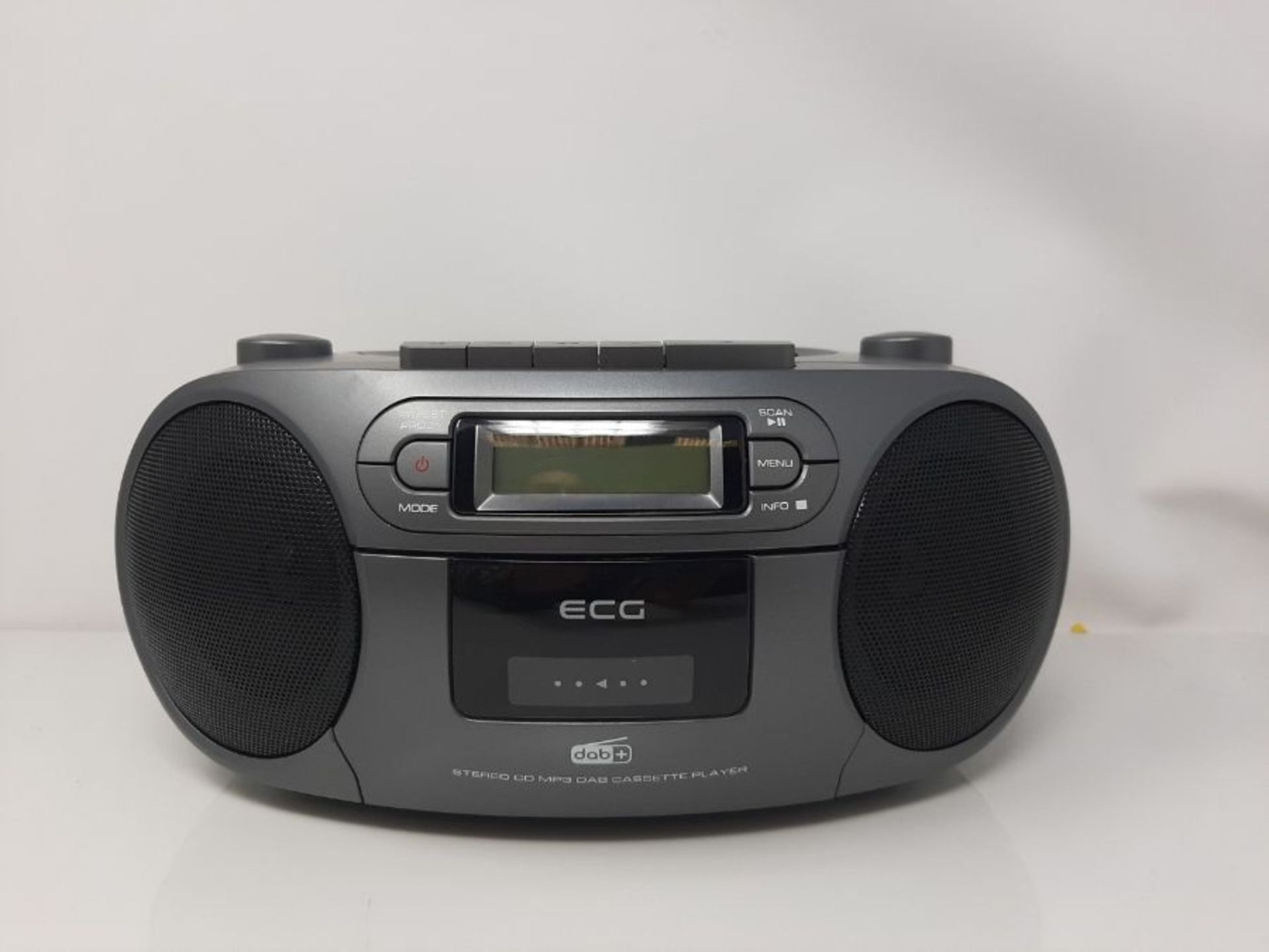 RRP £64.00 ECG CDR 999 DAB DAB+ / FM-Radio mit CD/Kassetten-Player, Silver - Image 2 of 2