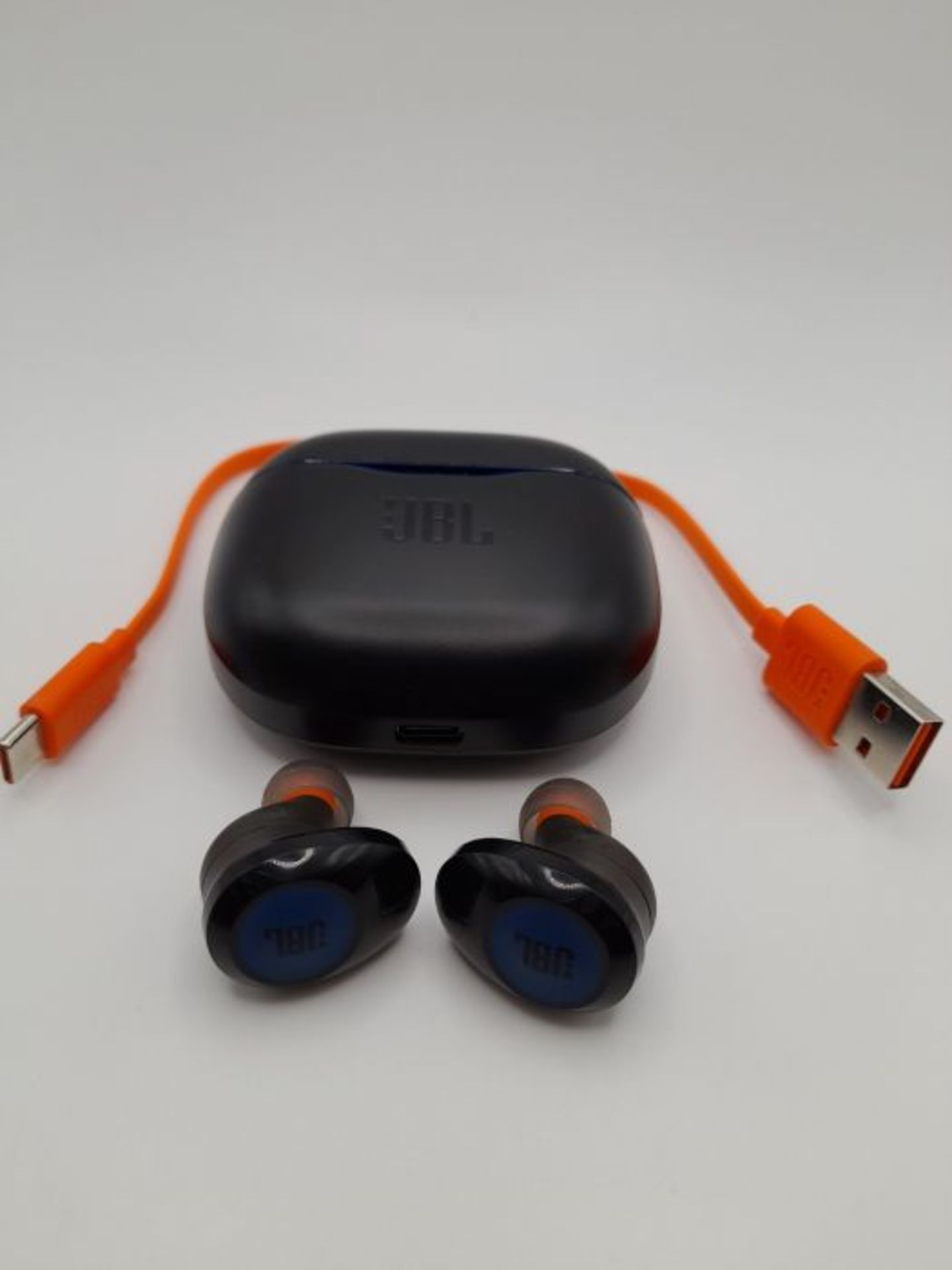 RRP £84.00 JBL Tune 125 TWS In-Ear Earphones - True Wireless Bluetooth headphones with powerful b - Image 3 of 3