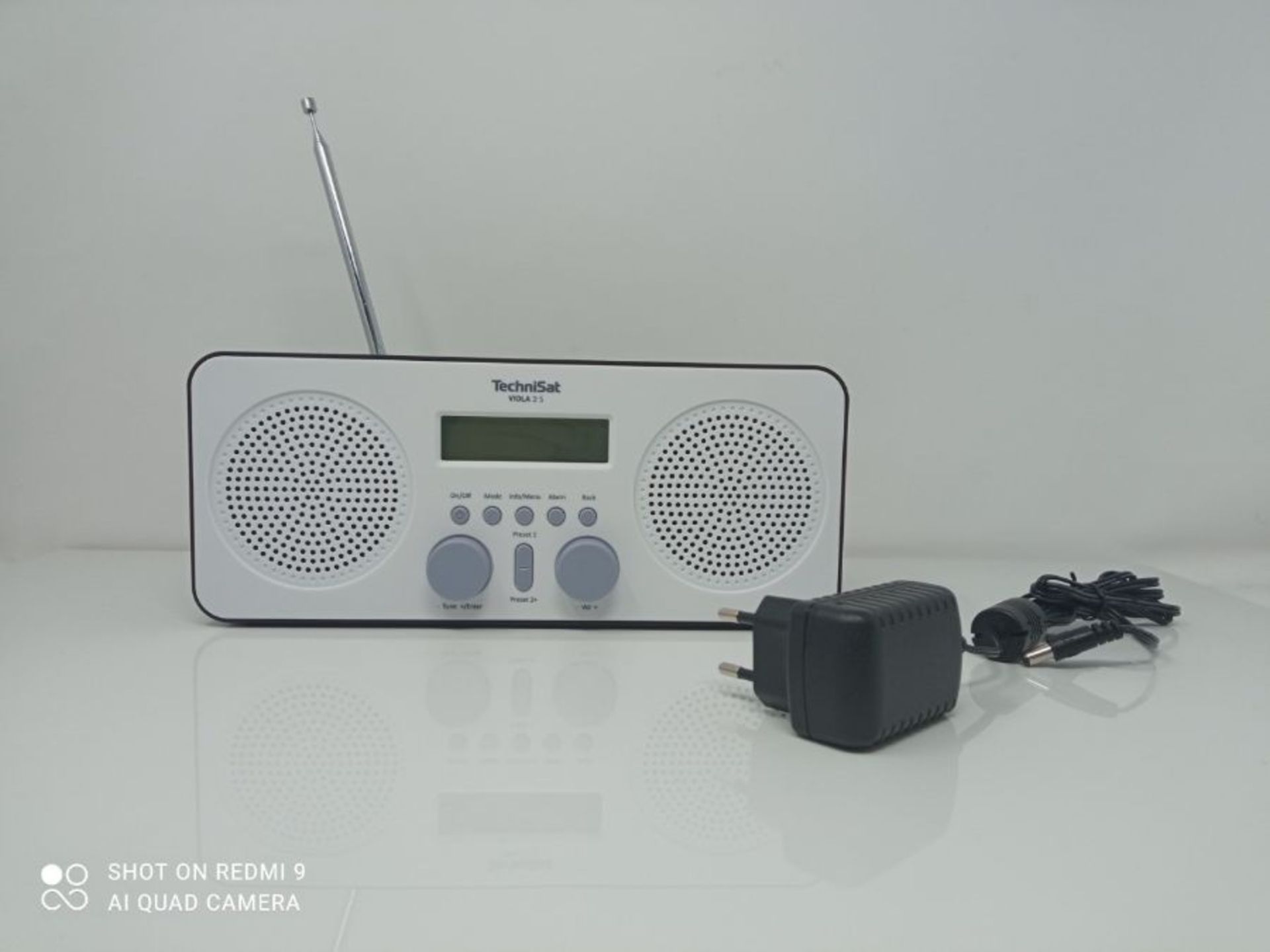 TechniSat VIOLA 2 S - tragbares DAB Radio (DAB+, UKW, Wecker, Stereo Lautsprecher, Kop - Image 2 of 2