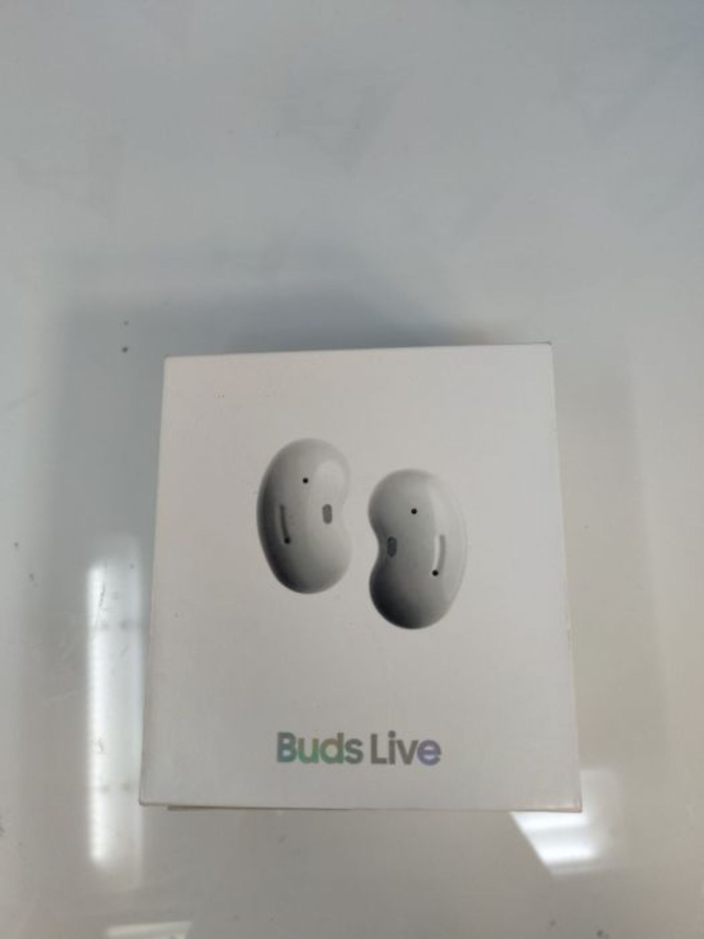 RRP £129.00 Samsung Galaxy Buds Live Wireless Earphones Mystic White (UK Version) - Image 2 of 3